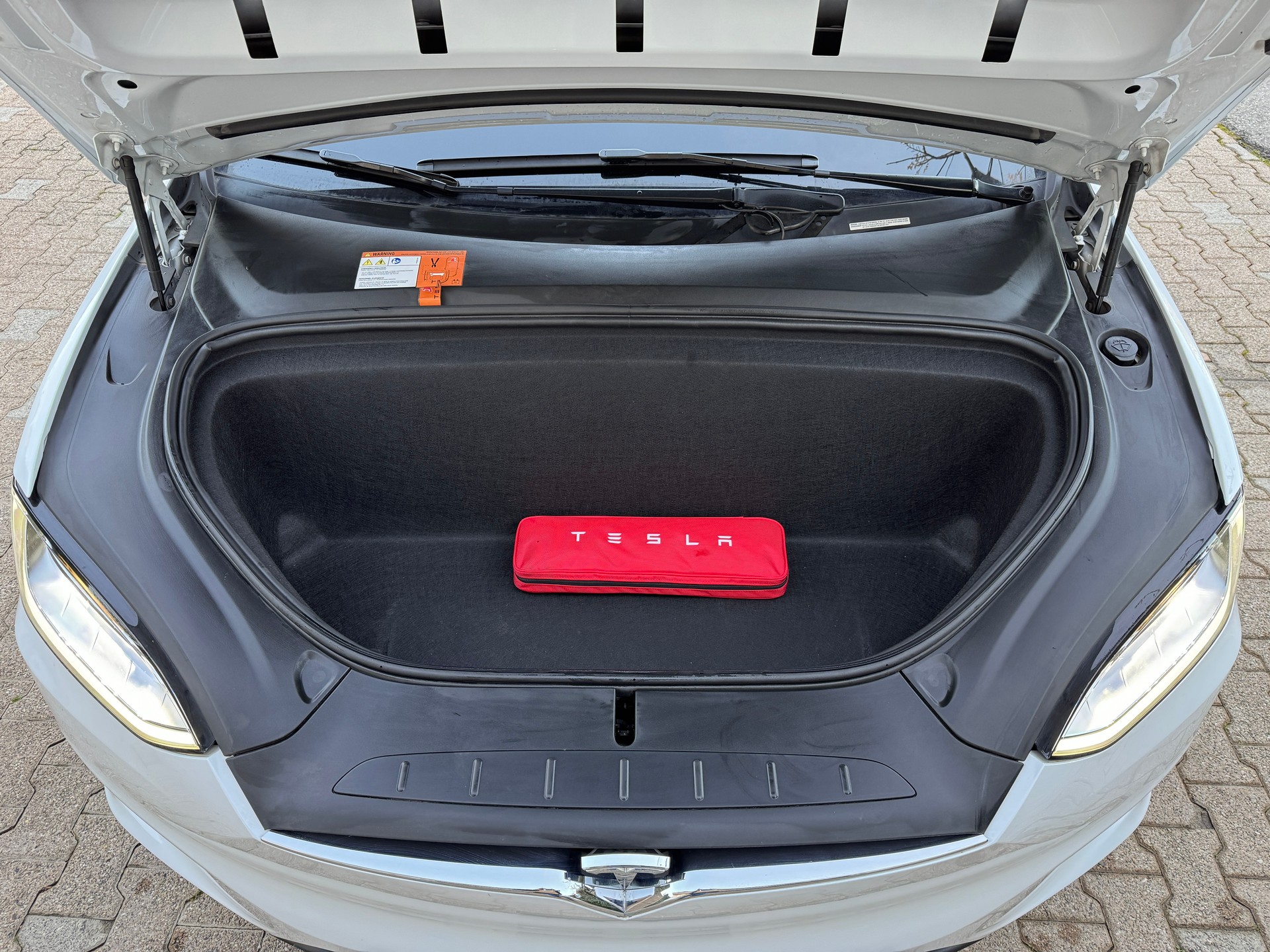 TESLA Model X Performance Ludicrous Plus-image-12