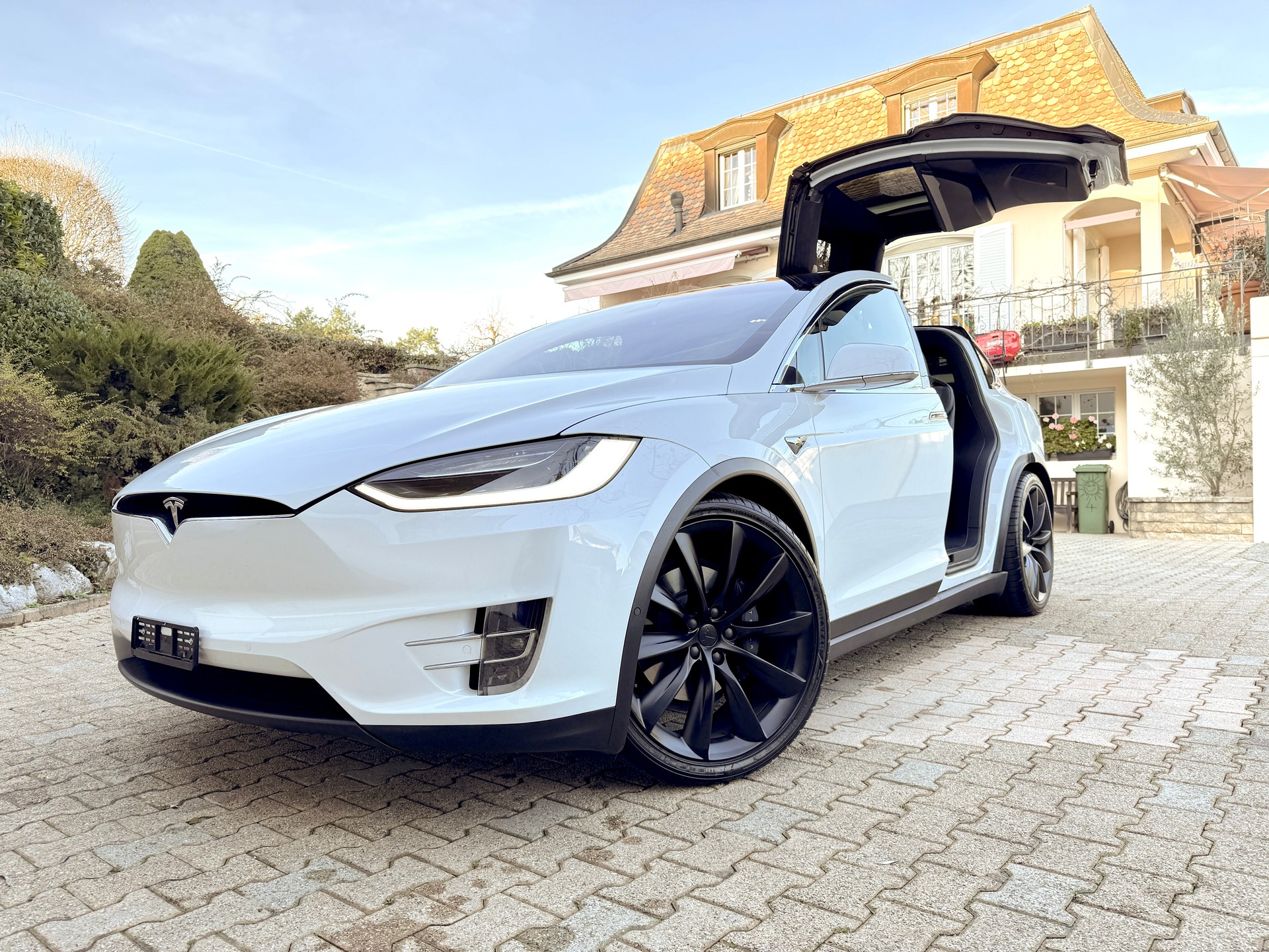 TESLA Model X Performance Ludicrous Plus