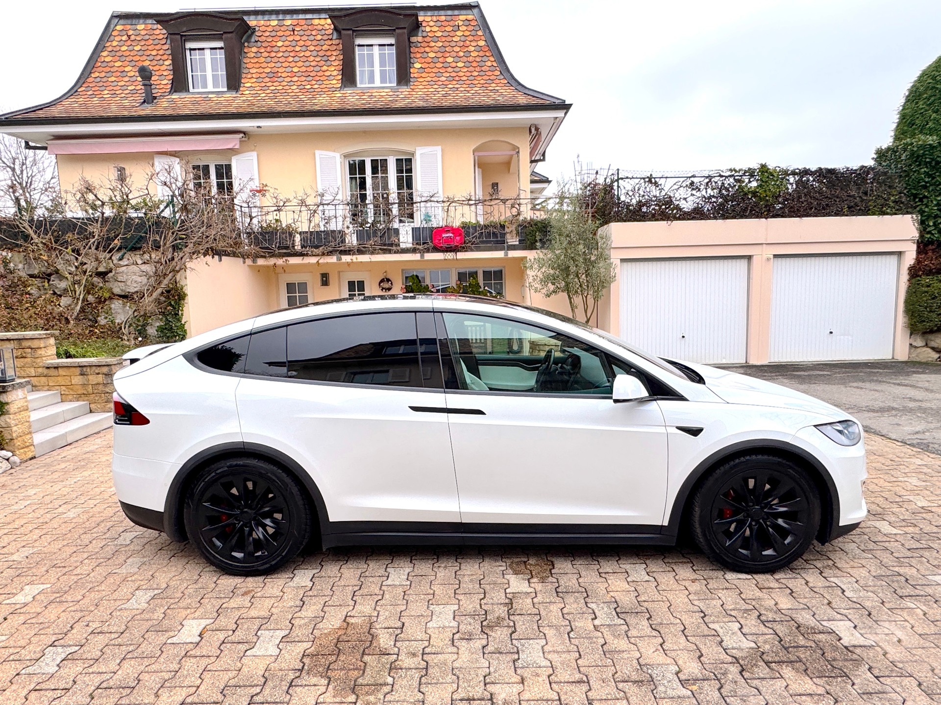 TESLA Model X Performance Ludicrous Plus-image-5