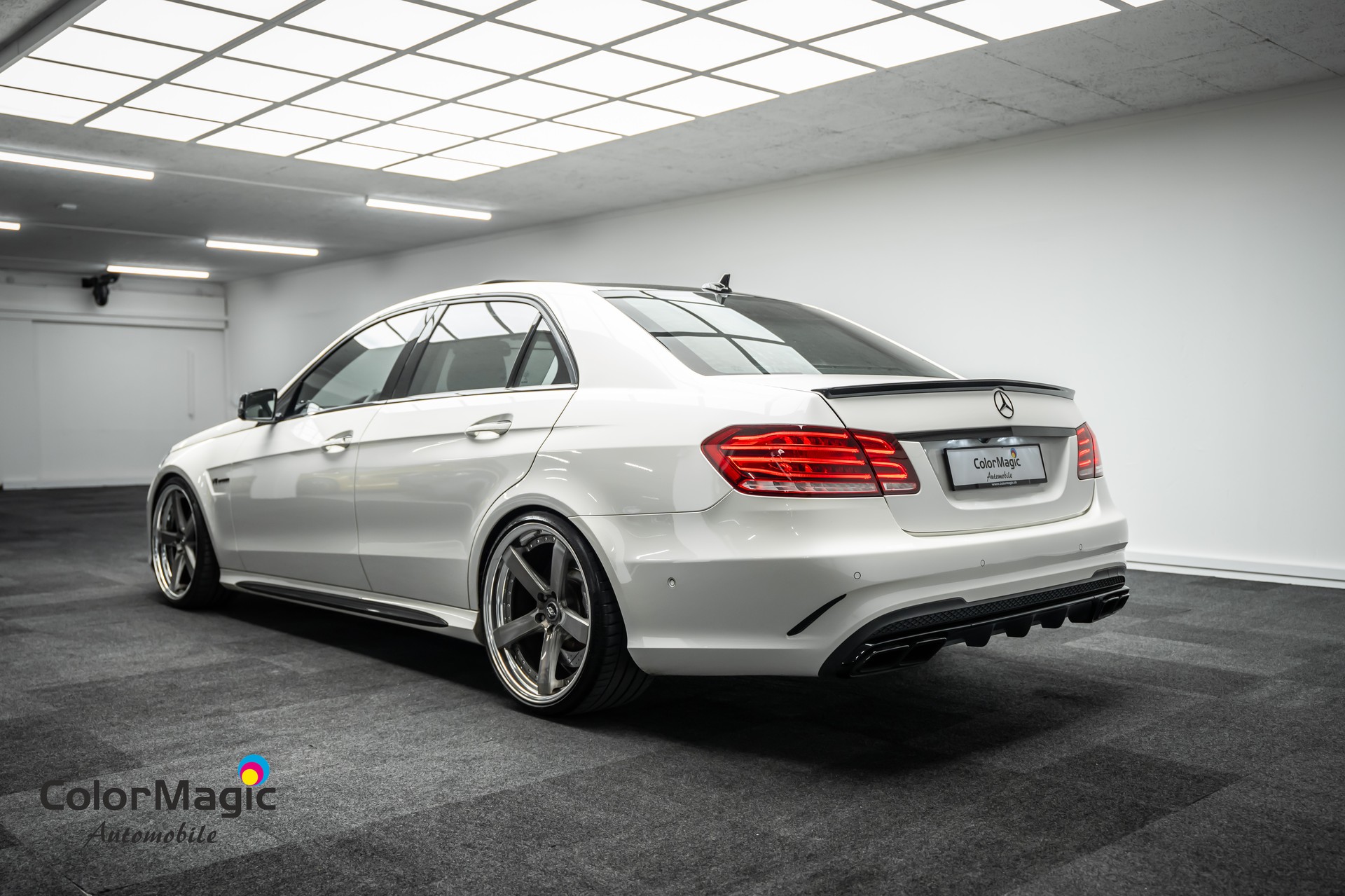 MERCEDES-BENZ * E 63 AMG 4Matic * 720PS * 1000NM * PP-PERFORMANCE * LEASING AB 416.- *-showroom-element-3