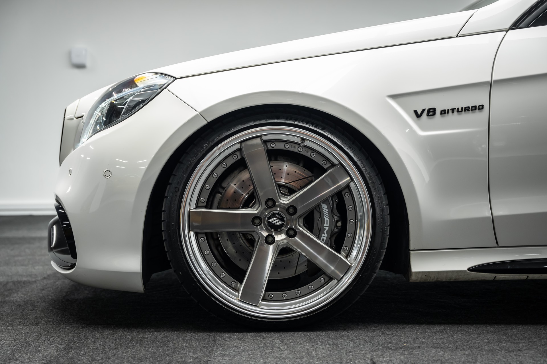 MERCEDES-BENZ * E 63 AMG 4Matic * 720PS * 1000NM * PP-PERFORMANCE * LEASING AB 416.- *-showroom-element-1