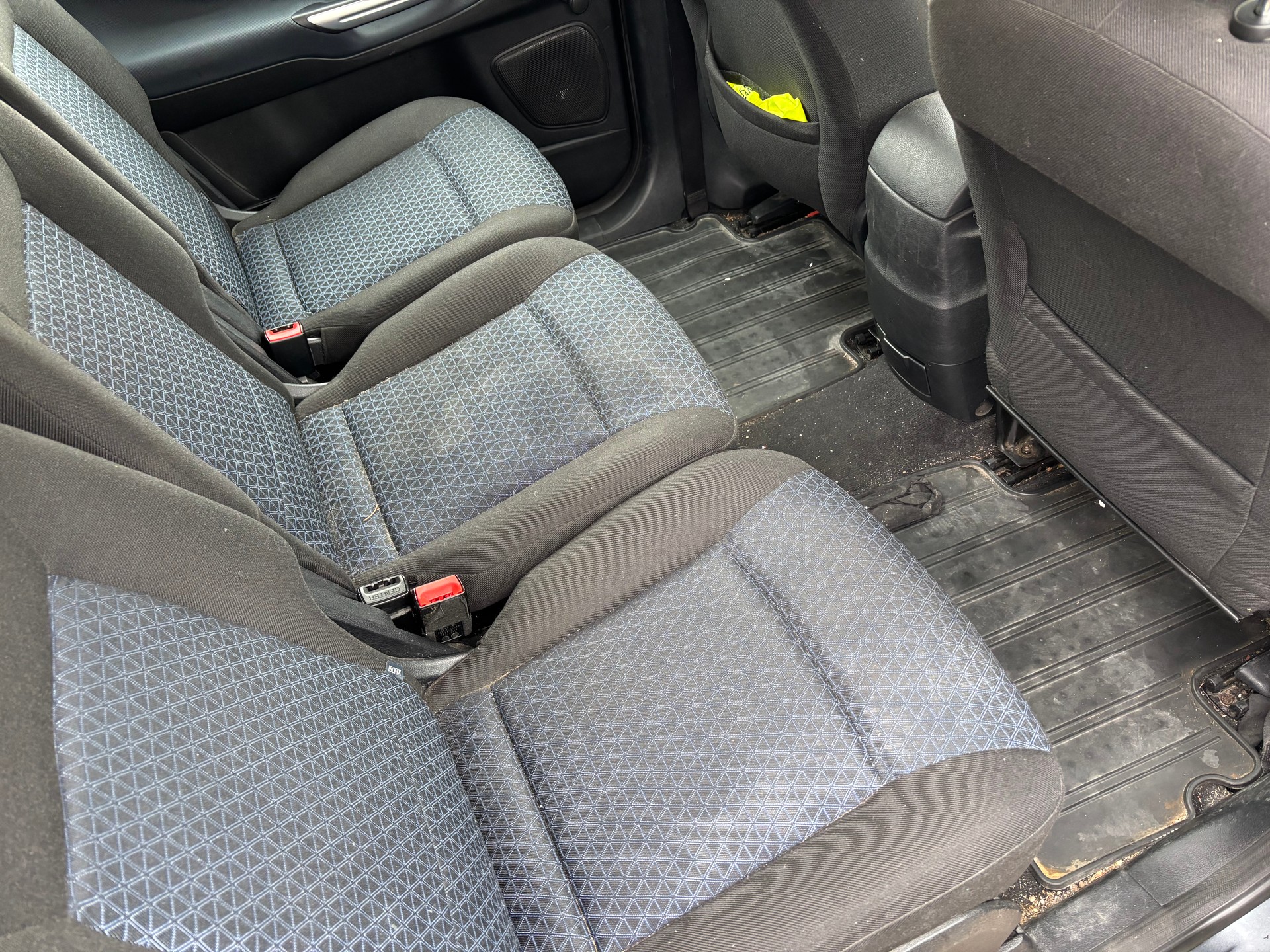 FORD S-Max 2.0 TDCi Titanium Automatic-image-10