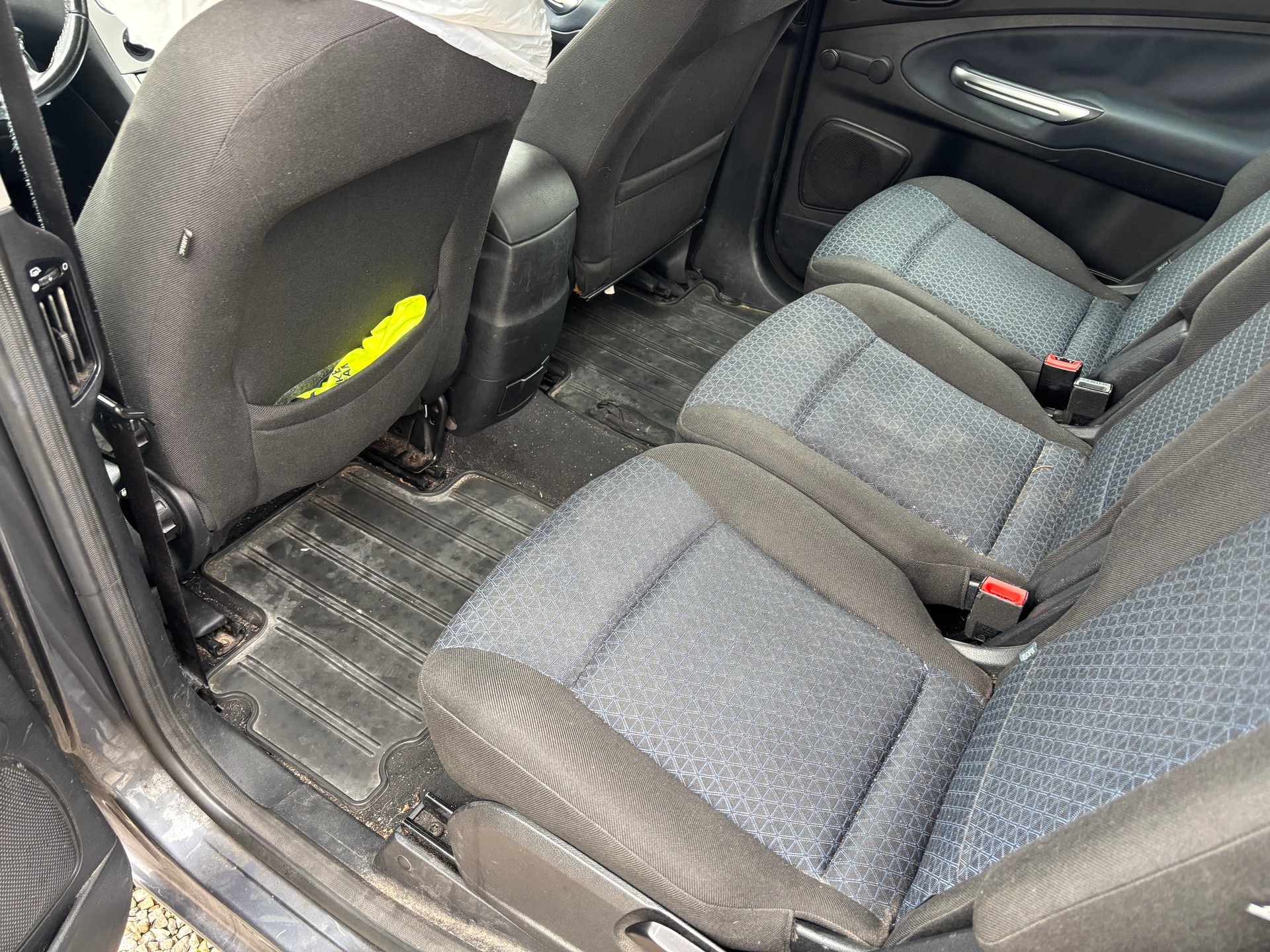 FORD S-Max 2.0 TDCi Titanium Automatic-image-11