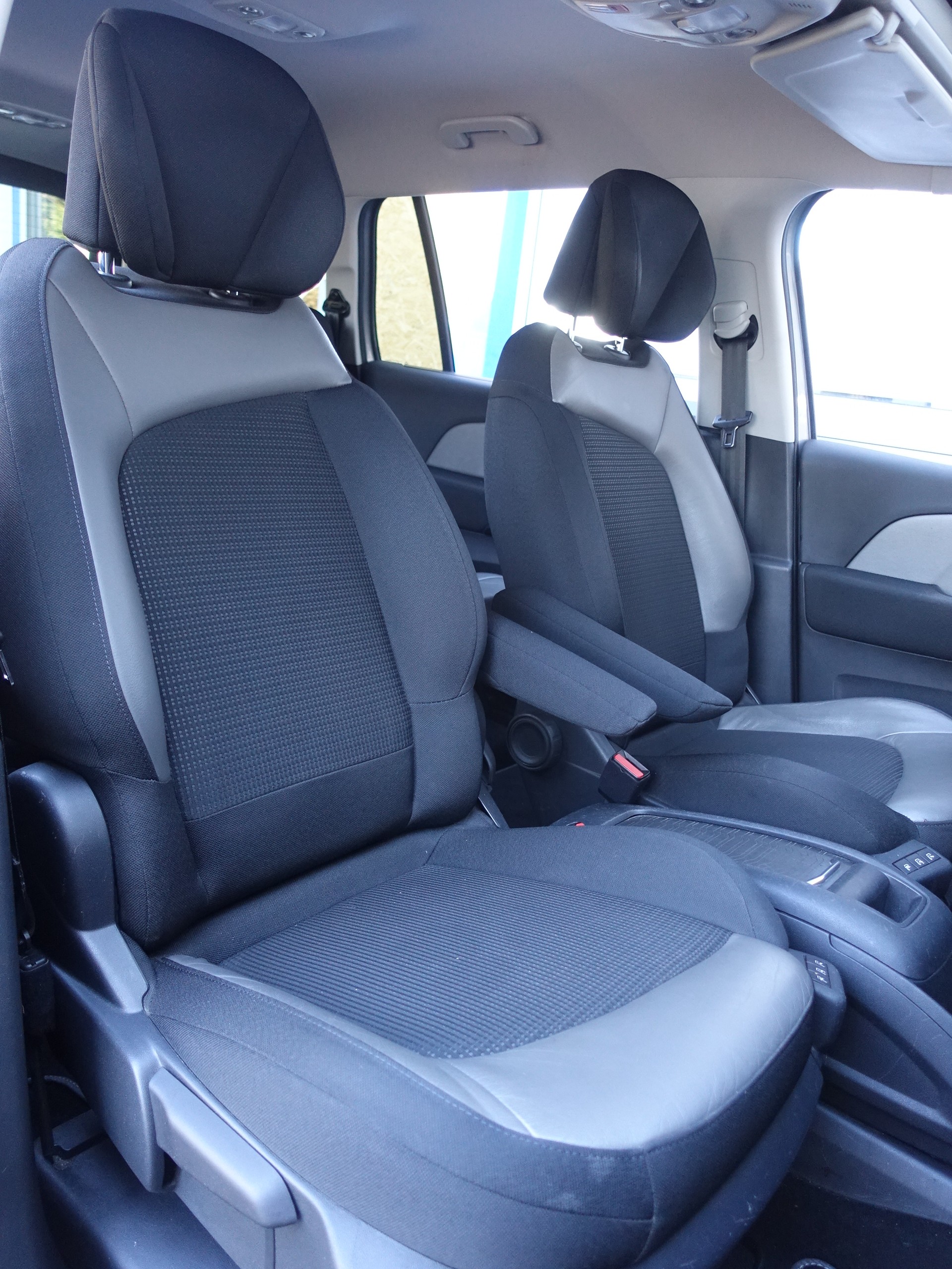 CITROEN C4 Spacetourer 2.0 BlueHDi Shine EAT8-image-8