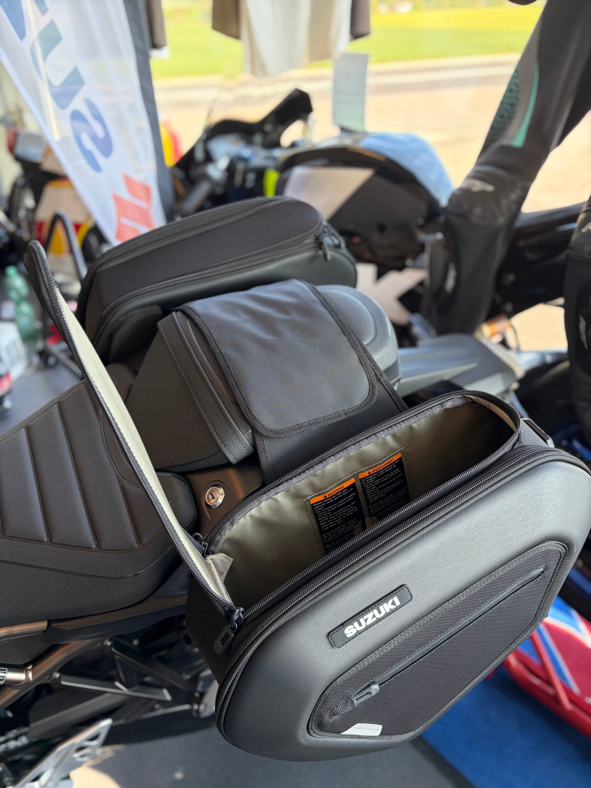 SUZUKI GSX-8T-image-3