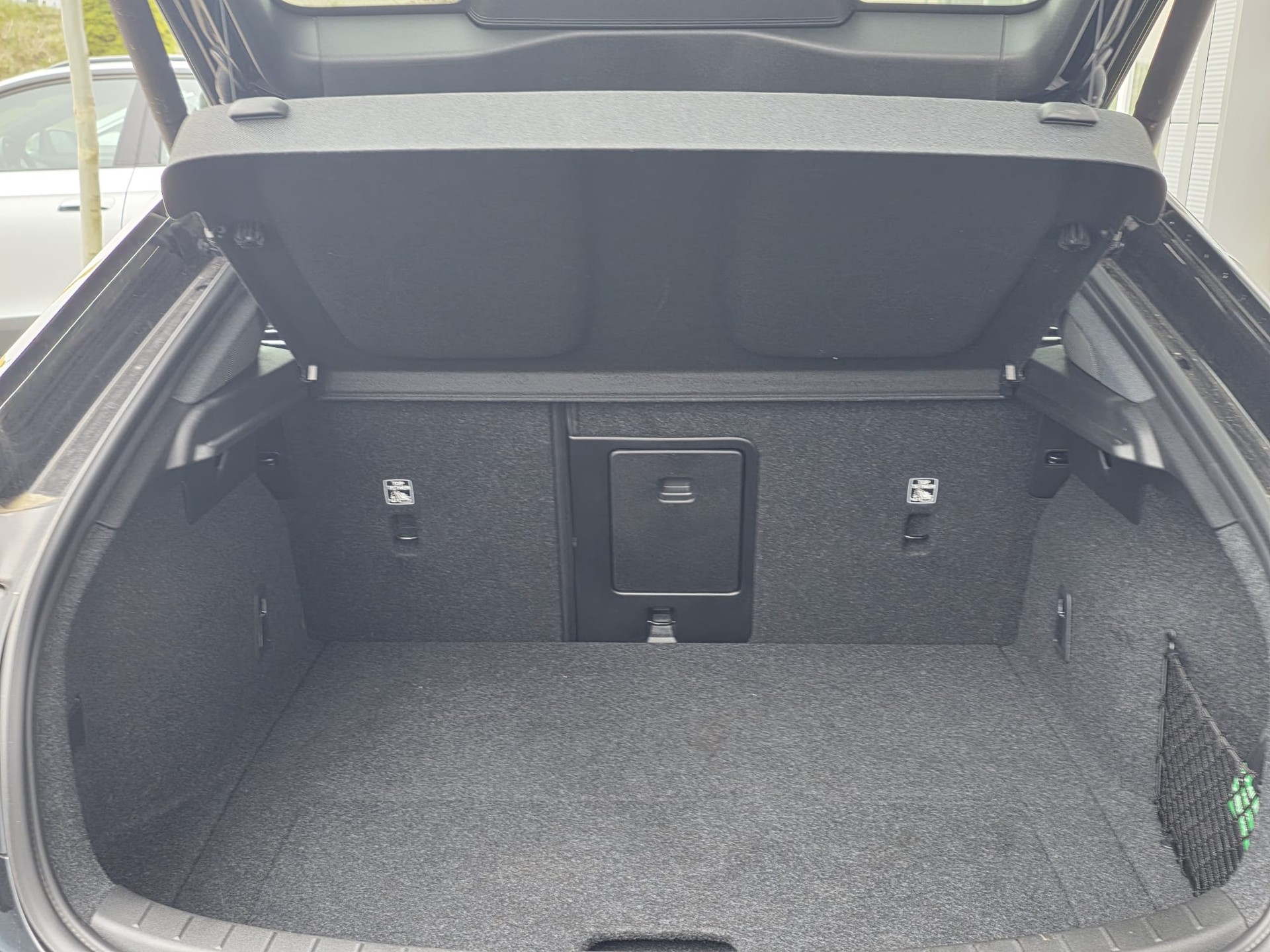 POLESTAR Polestar 2 Long Range Dual Performance ** VOLLAUSSTATTUNG -PERFORMANCE -ASSISTENZ+DRIVE PAKET- PLUS PAKET -GARANTIE BIS 09.2030-image-22