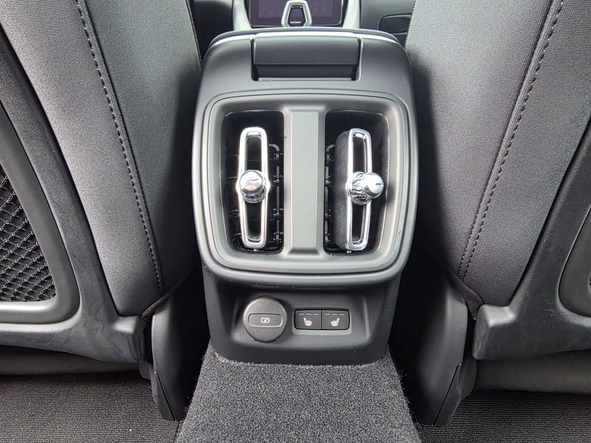 POLESTAR Polestar 2 Long Range Dual Performance ** VOLLAUSSTATTUNG -PERFORMANCE -ASSISTENZ+DRIVE PAKET- PLUS PAKET -GARANTIE BIS 09.2030-image-18