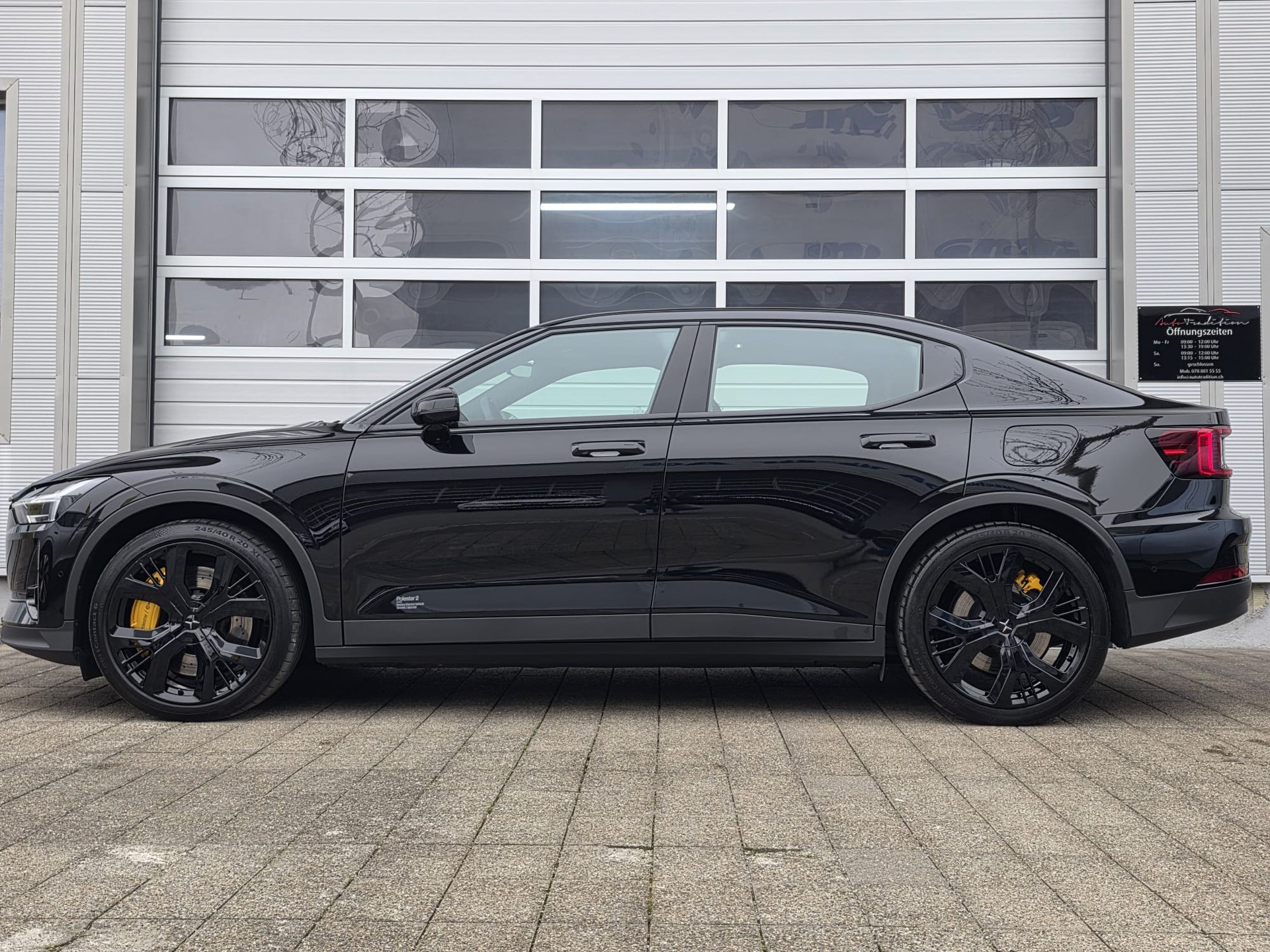 POLESTAR Polestar 2 Long Range Dual Performance ** VOLLAUSSTATTUNG -PERFORMANCE -ASSISTENZ+DRIVE PAKET- PLUS PAKET -GARANTIE BIS 09.2030-showroom-element-1