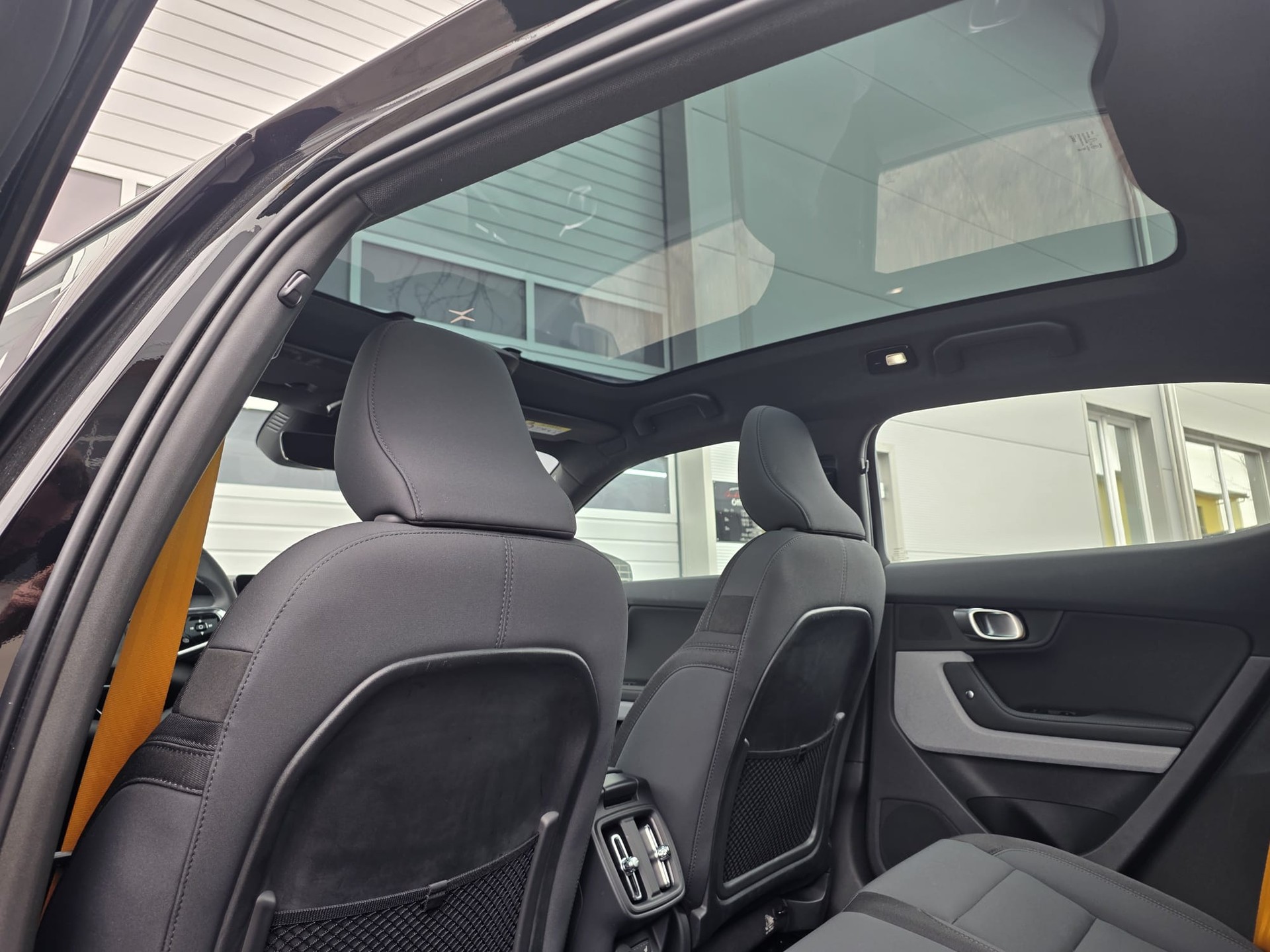 POLESTAR Polestar 2 Long Range Dual Performance ** VOLLAUSSTATTUNG -PERFORMANCE -ASSISTENZ+DRIVE PAKET- PLUS PAKET -GARANTIE BIS 09.2030-image-7