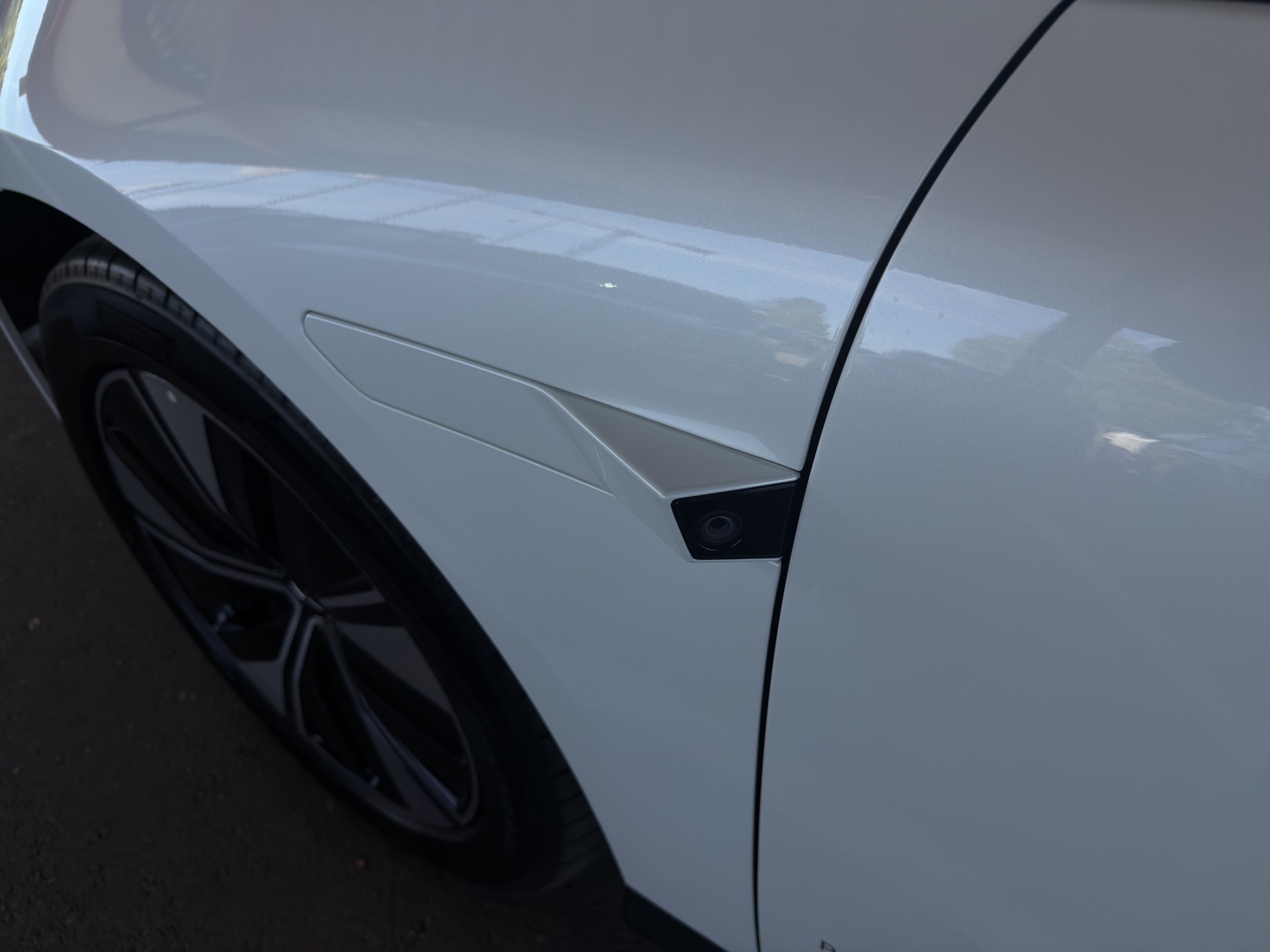 POLESTAR 4 Long Range Dual Motor Plus Pilot-image-29