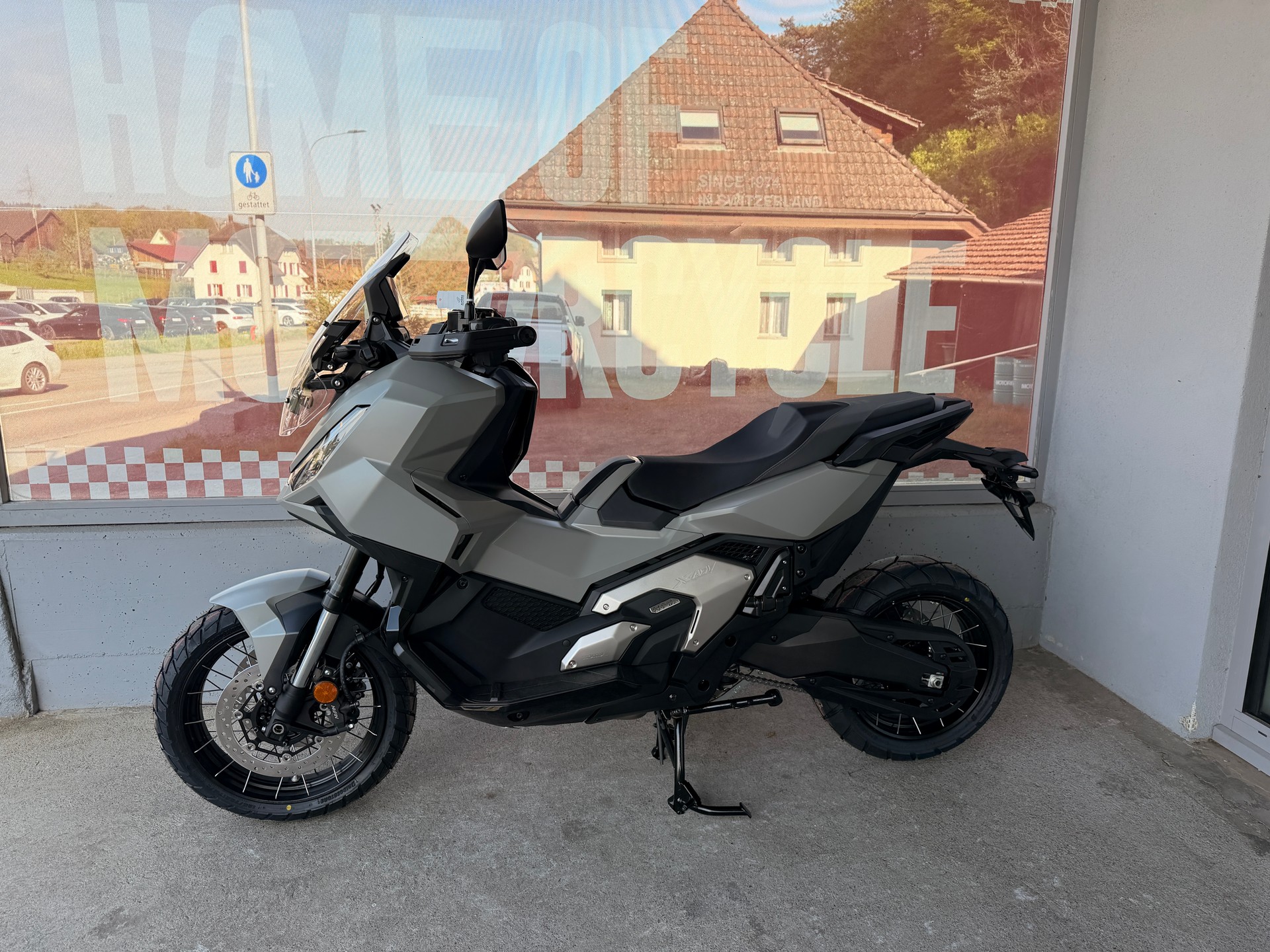 HONDA X-ADV 750-image-0
