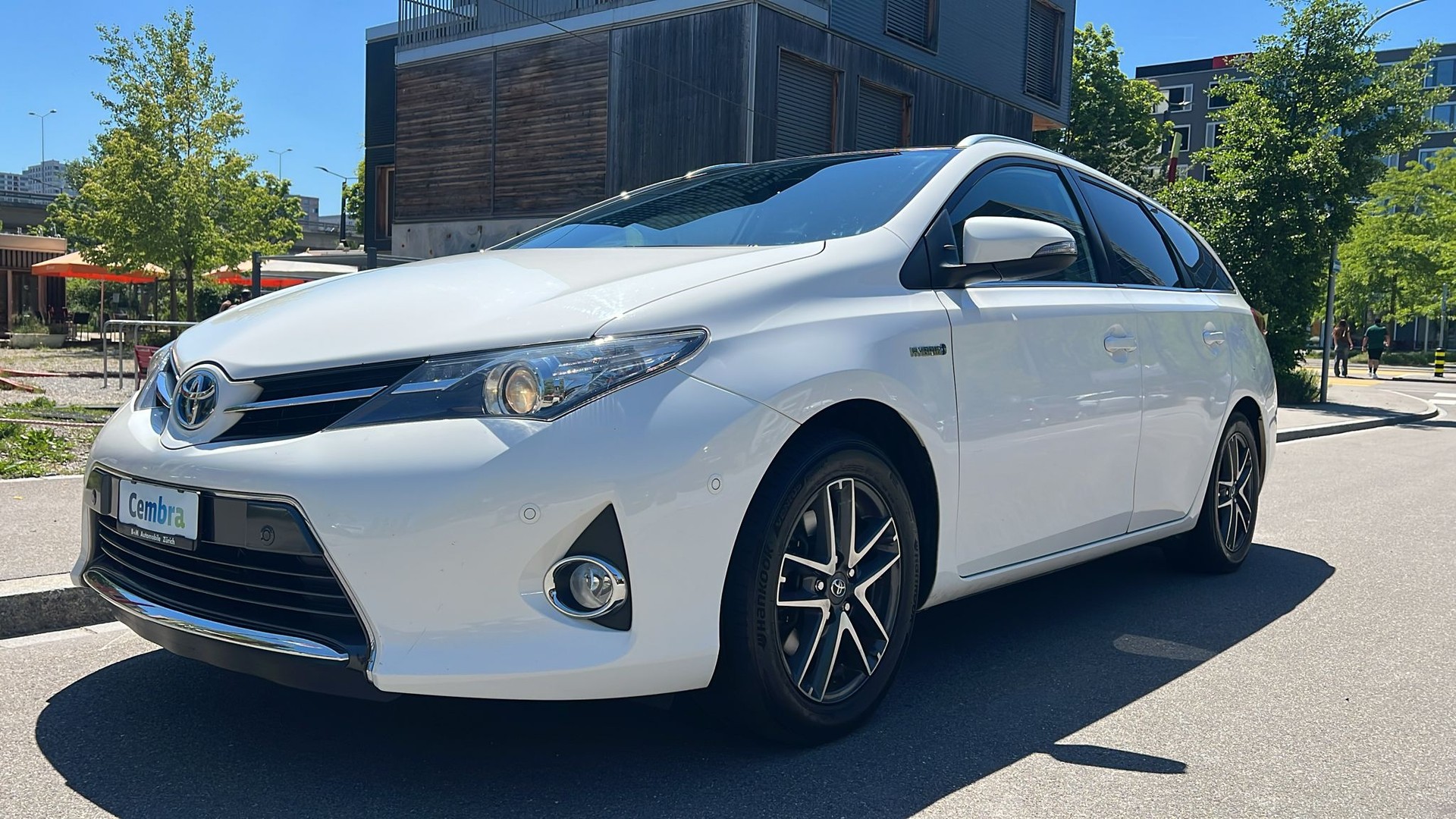 TOYOTA Auris Touring Sports 1.8 16V HSD Linea Sol