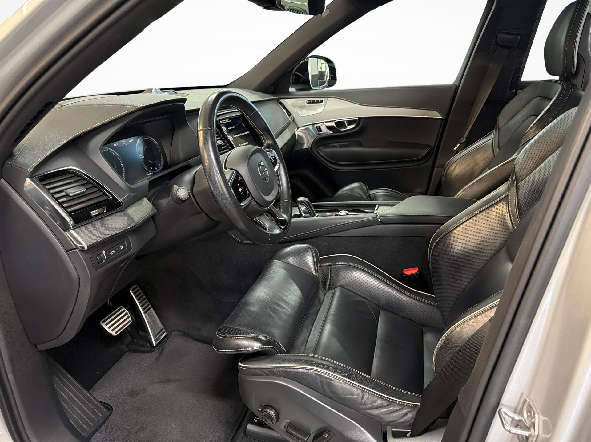 VOLVO XC90 2.0 T8 TE R-Design 7P. eAWD-image-9