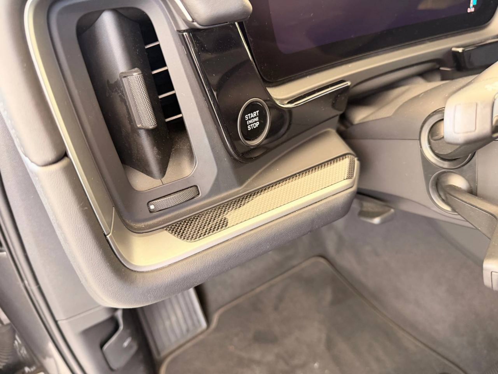 PORSCHE Cayenne E-Hybrid (MY24)-image-28