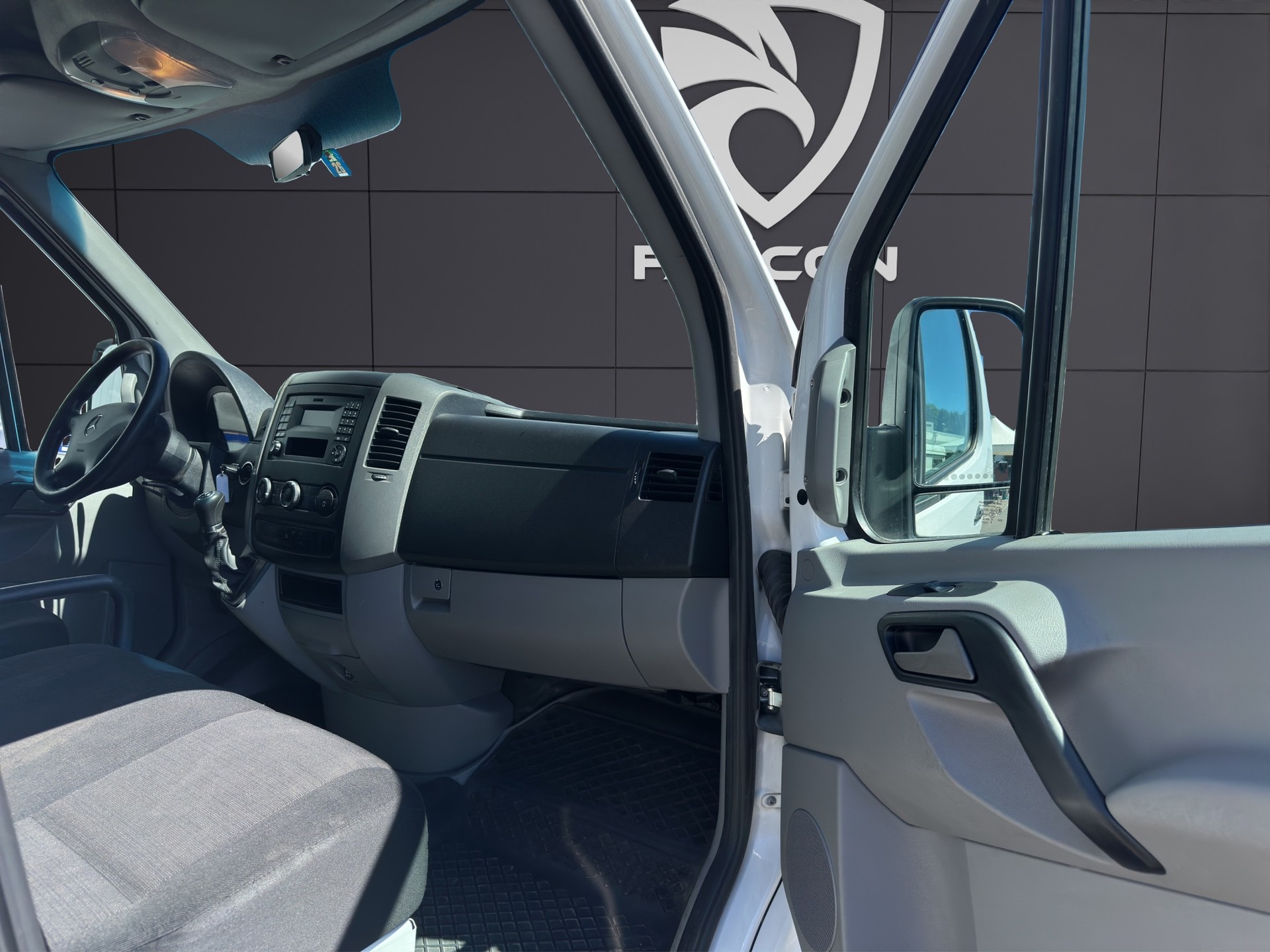 MERCEDES-BENZ Sprinter 316 CDI Standard 4x4 Automat-image-11