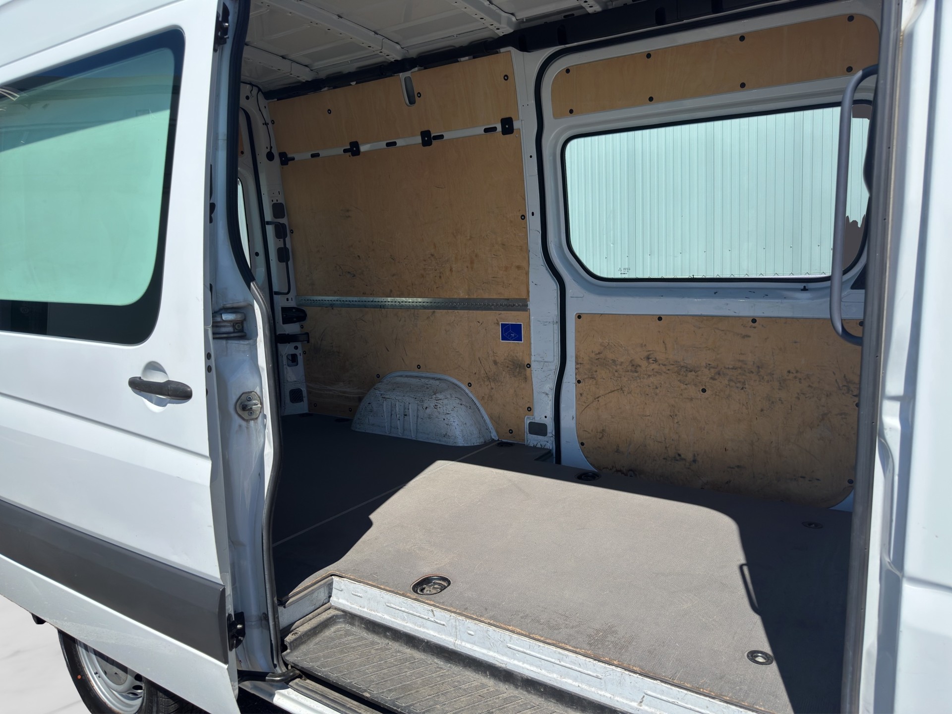 MERCEDES-BENZ Sprinter 316 CDI Standard 4x4 Automat-image-23
