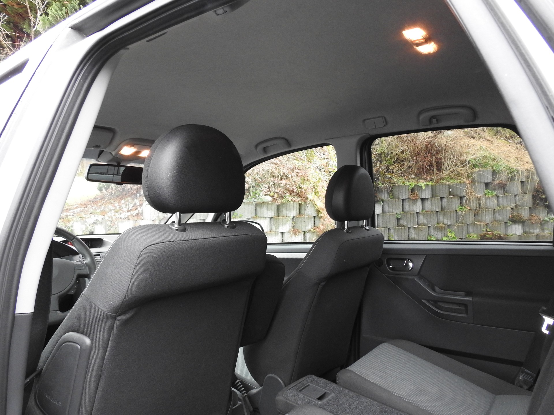 OPEL Meriva 1.6i-16 TP Edition-image-14