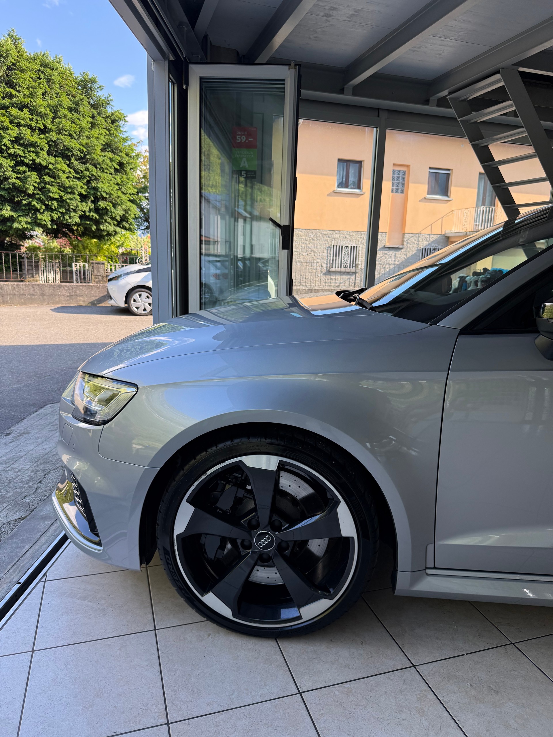 AUDI RS3 Sportback 2.5 TSI quattro S-tronic-image-1