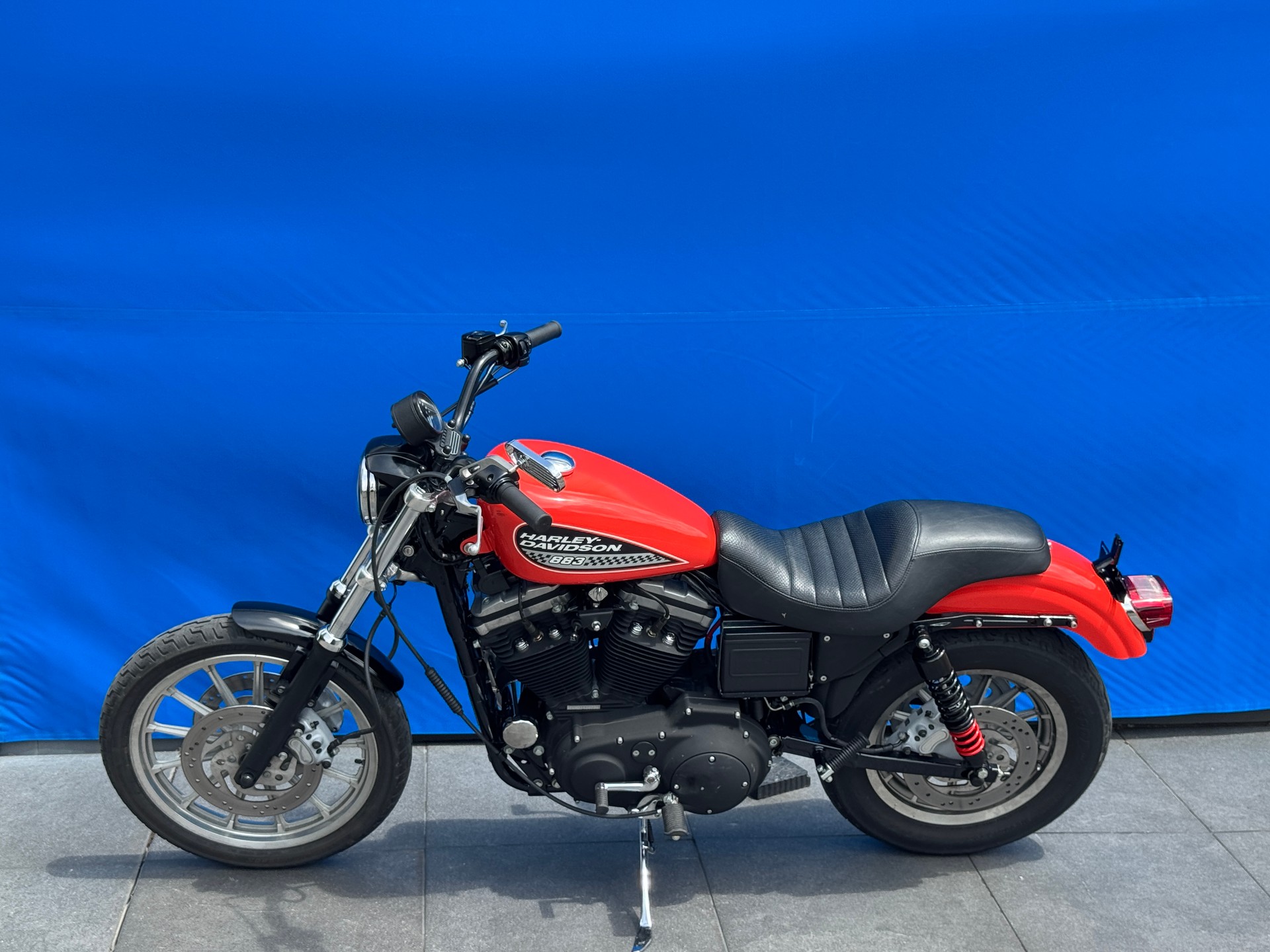 HARLEY-DAVIDSON XL 883 R-image-13