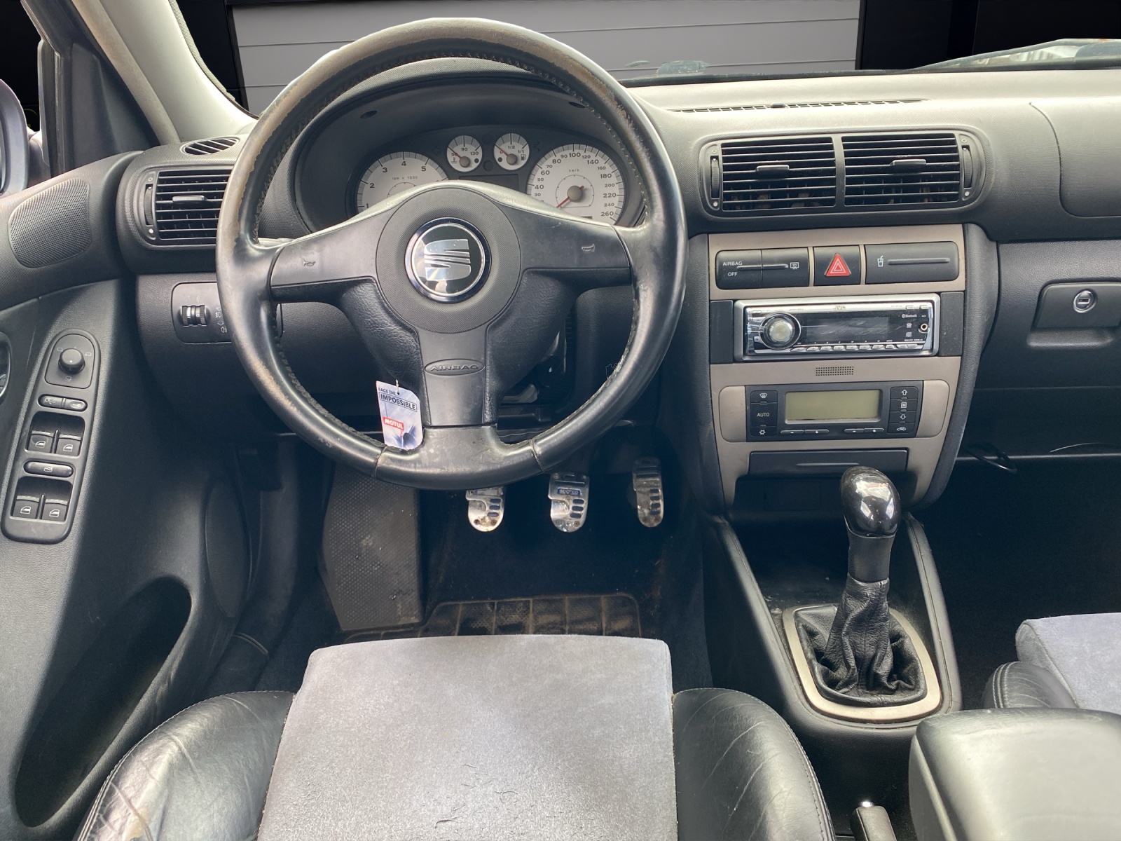 SEAT Leon 1.8 T Sport Classic-image-8