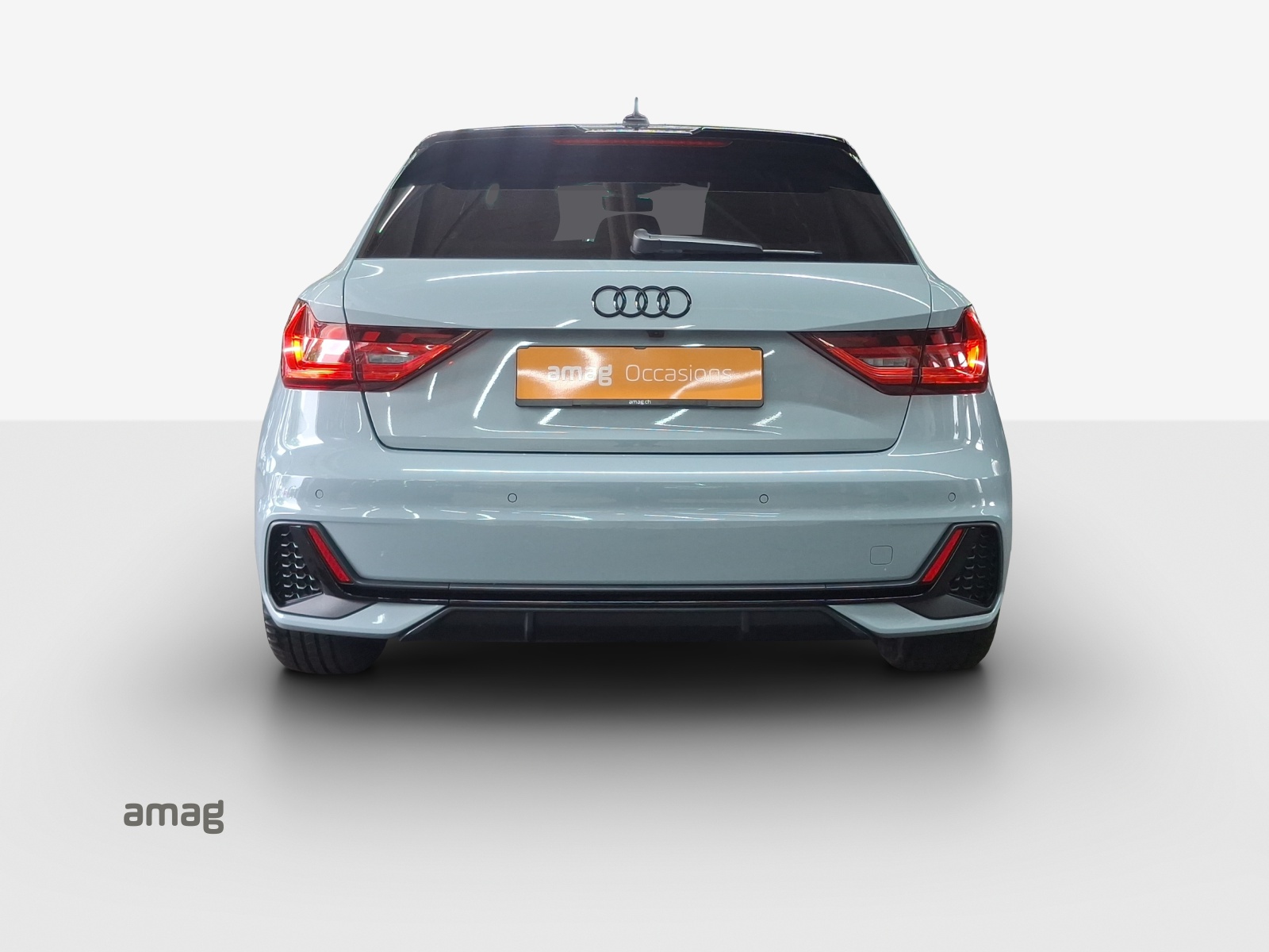 AUDI A1 Sportback 30 TFSI S Line Attraction S-tronic-showroom-element-3