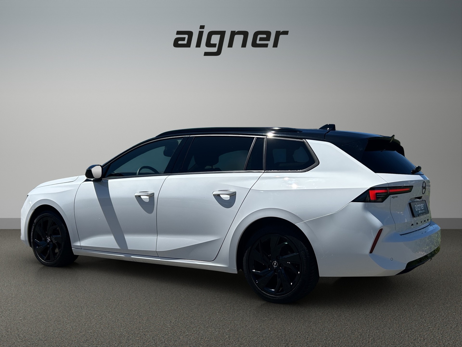 OPEL Astra Sports Tourer 1.2 T Hybrid GS-image-2