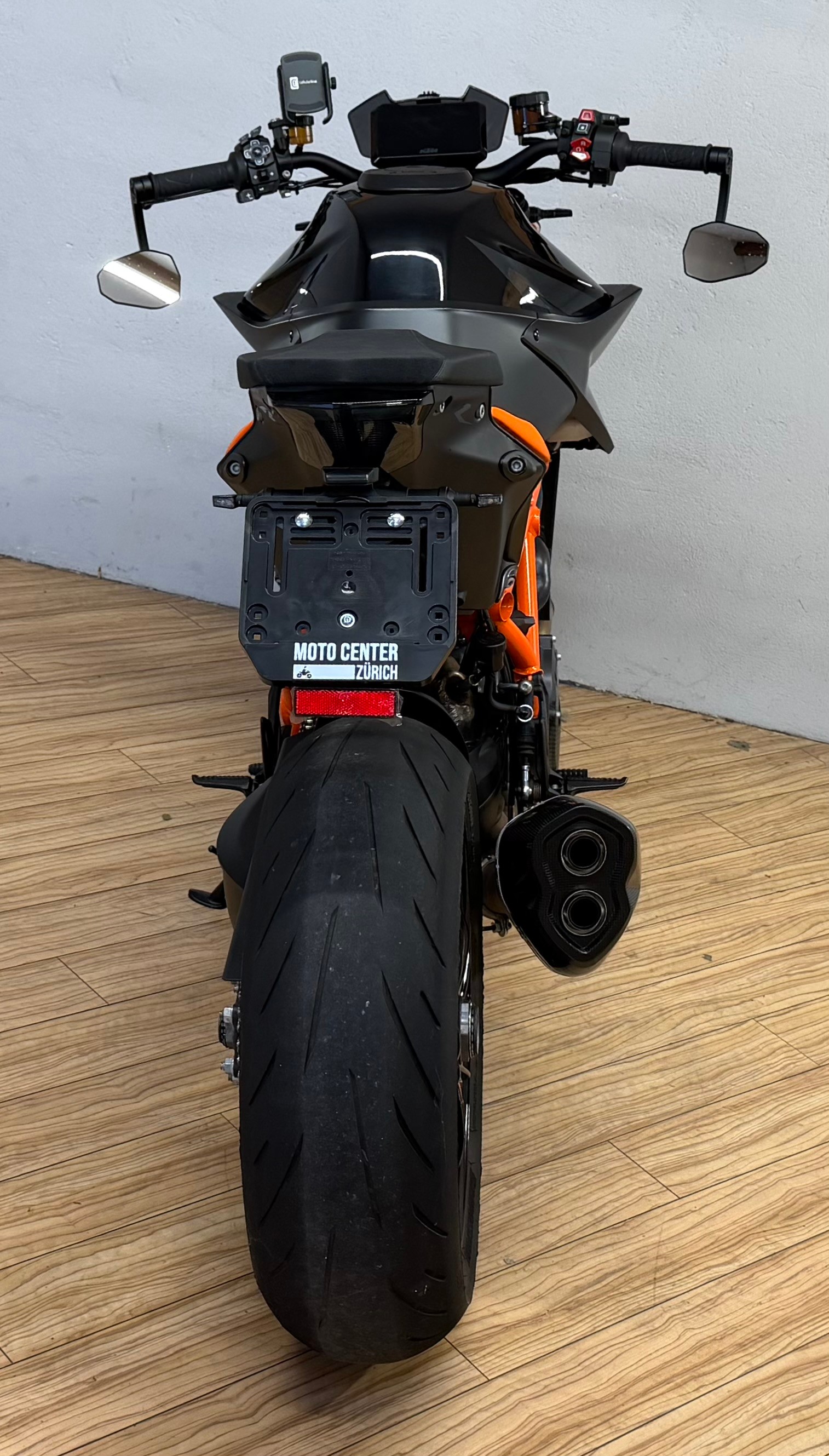 KTM 1290 Super Duke R-image-3