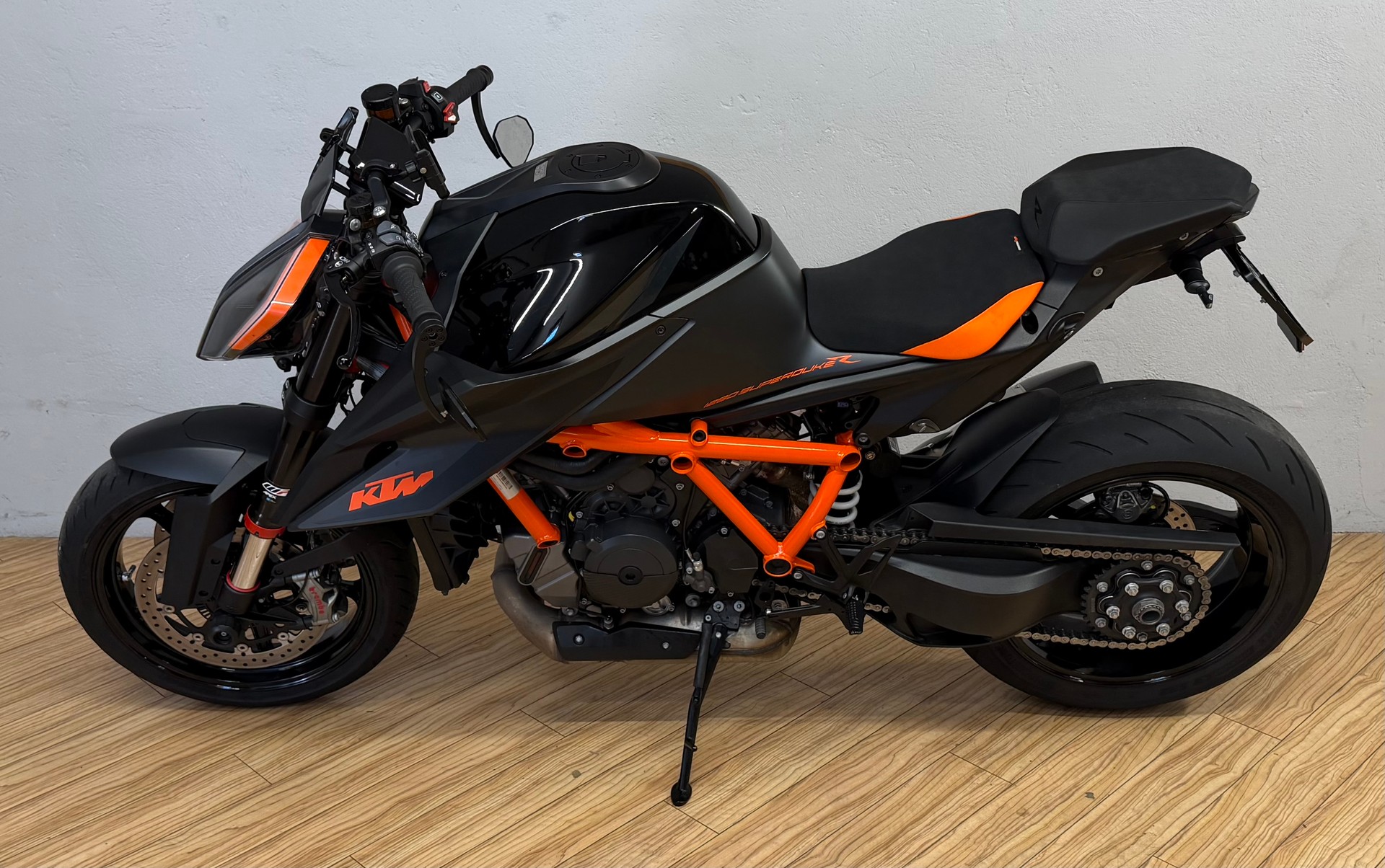 KTM 1290 Super Duke R-image-5