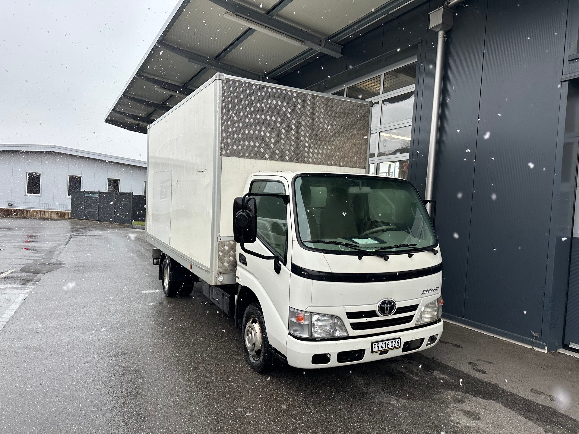 TOYOTA Dyna 150 MWB-image-1