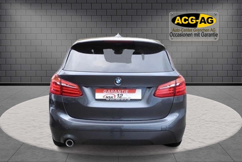 BMW 216d Active Tourer DKG ** Aus erster Hand ** Grosses DVD-Navigation ** Xenon-Led ** PDC **-image-4