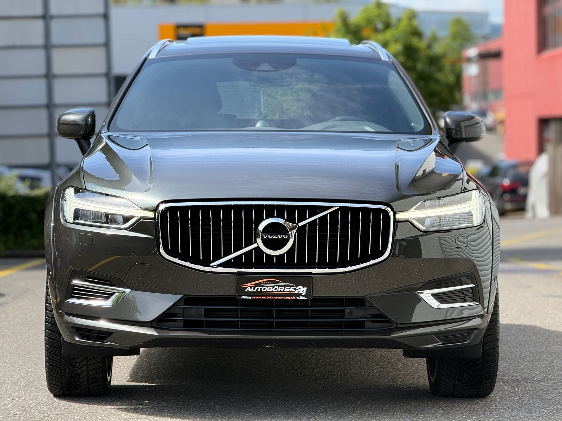 VOLVO XC60 2.0 T8 TE Inscription eAWD-showroom-element-2