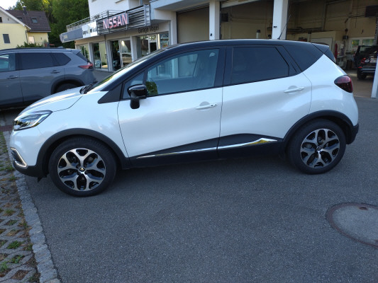 RENAULT Captur 1.3 T Intens-showroom-element-1