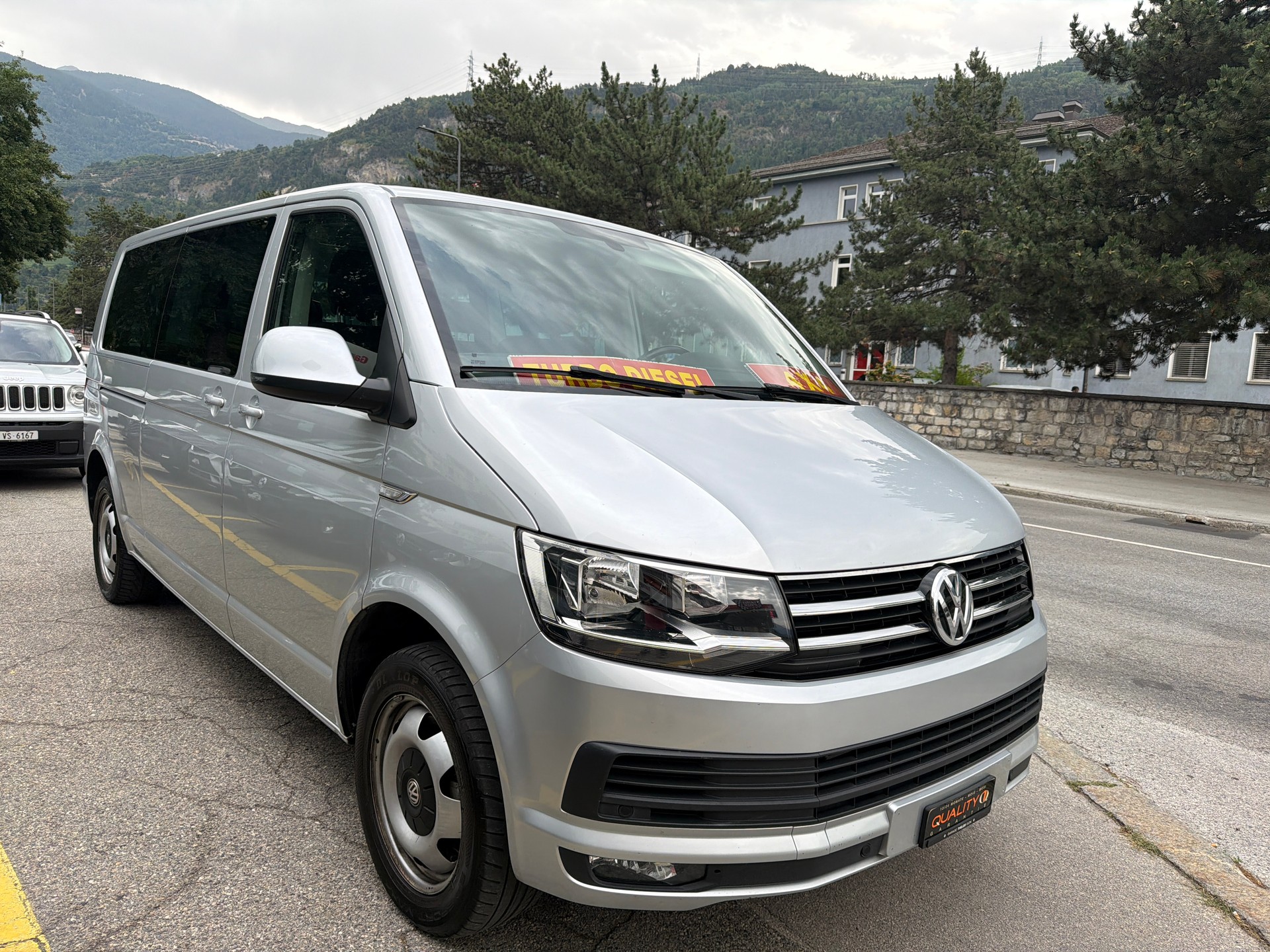 VW T6 Caravelle 2.0 B-TDI Comfortline DSG LWB-showroom-element-1