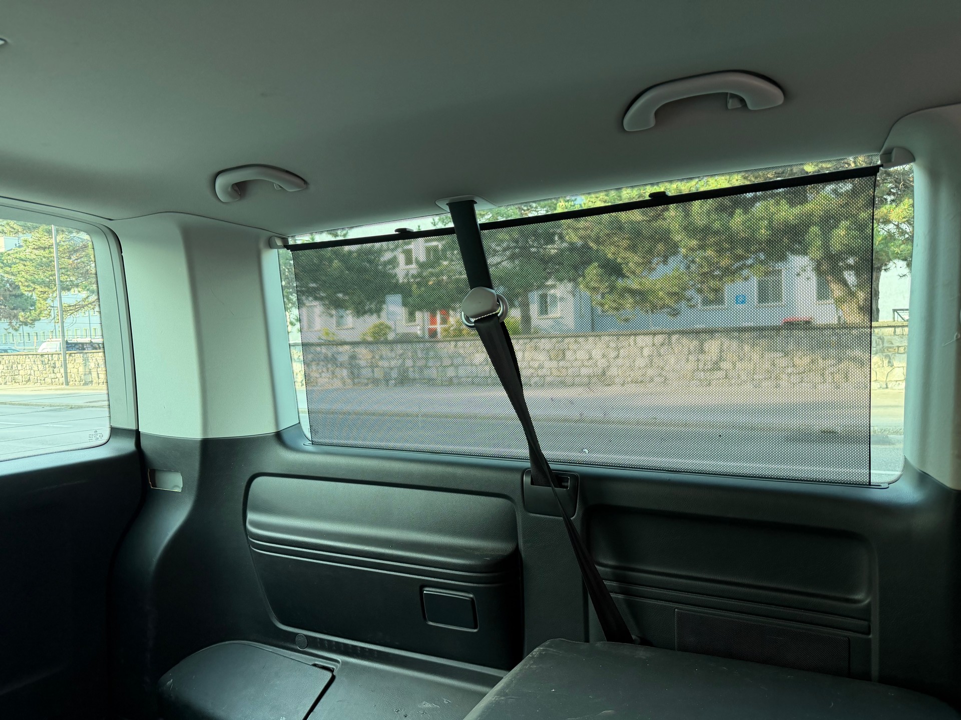 VW T6 Caravelle 2.0 B-TDI Comfortline DSG LWB-image-17