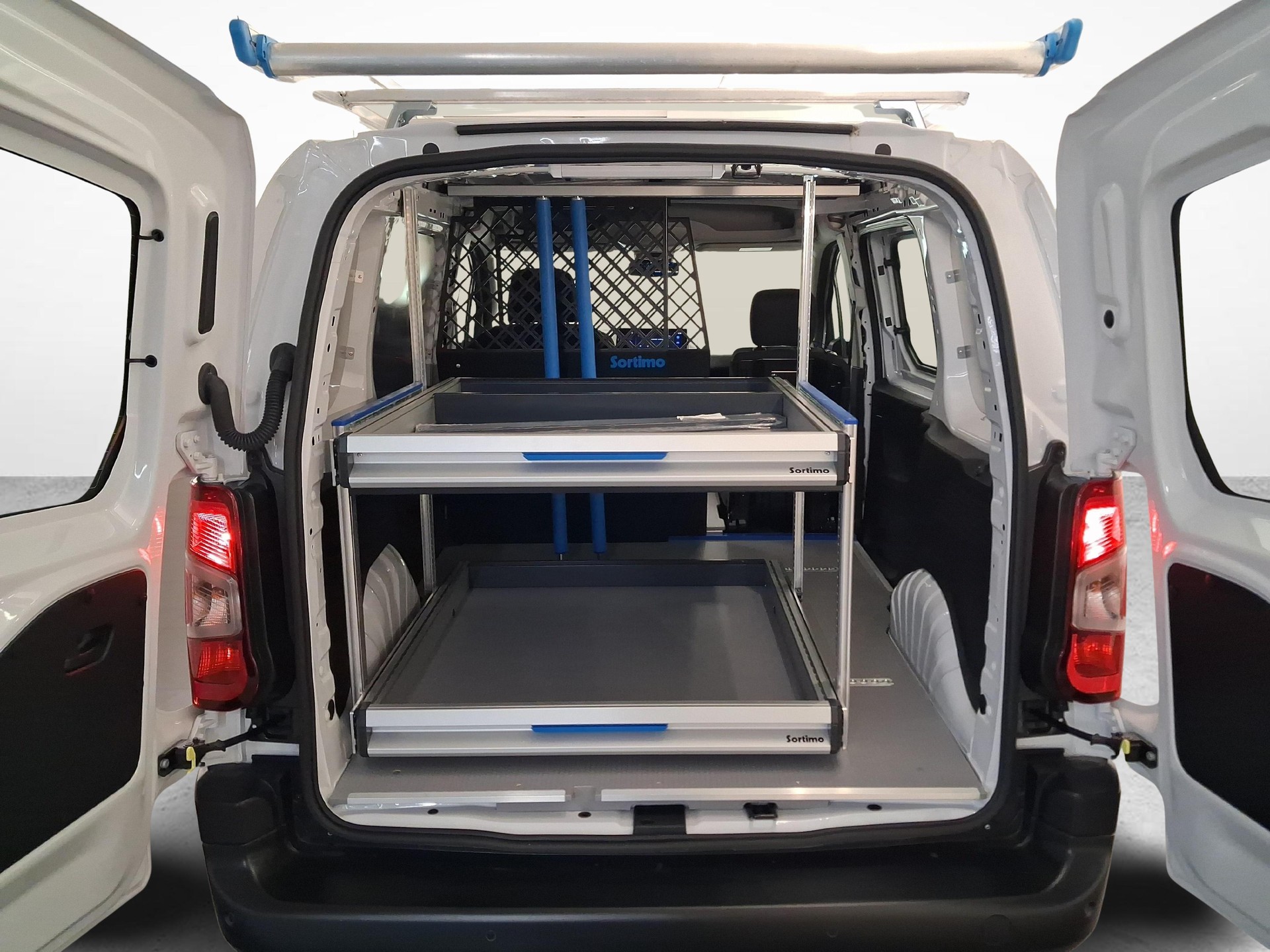 TOYOTA PROACE CITY Van L1 1.2 Active-image-11