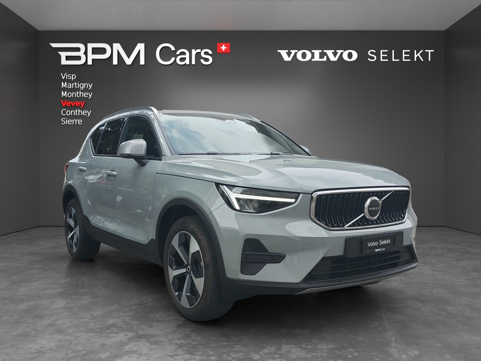 VOLVO XC40 B3 Benzin Mild Hybrid Core DCT-image-5