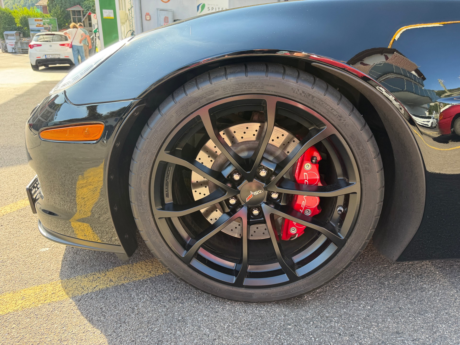 CHEVROLET Corvette Z16 427 Edition-showroom-element-3