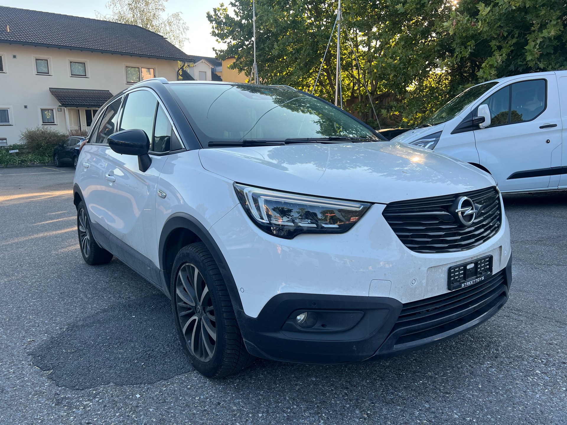 OPEL Crossland X 1.2i Ultimate Automatik-showroom-element-2
