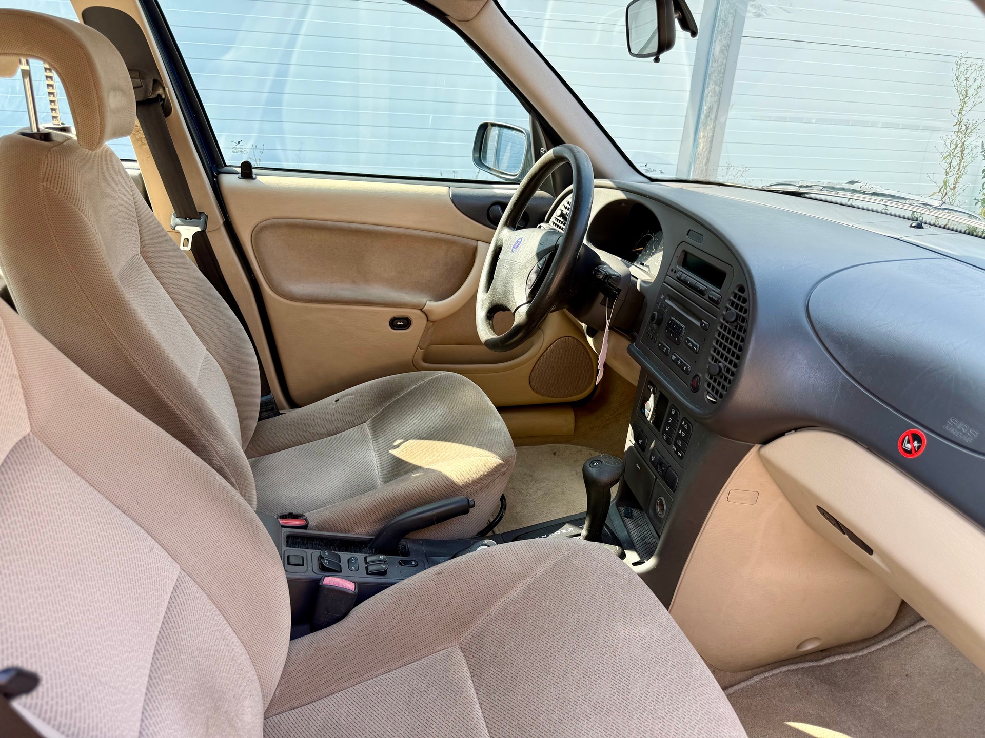 SAAB 9-3 2.3i-16 SE-image-6
