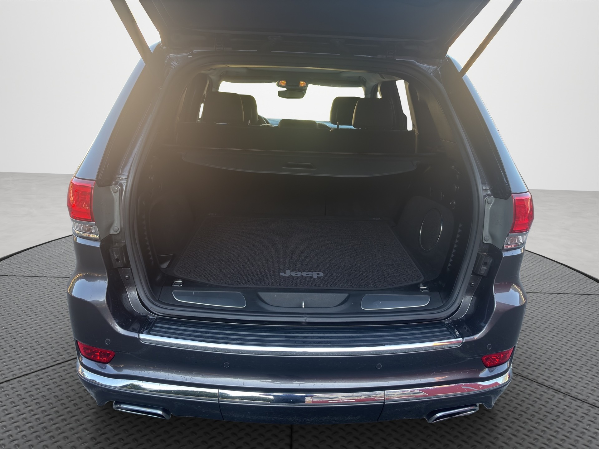 JEEP Grand Cherokee 3.0 CRD Summit Automatic-image-14