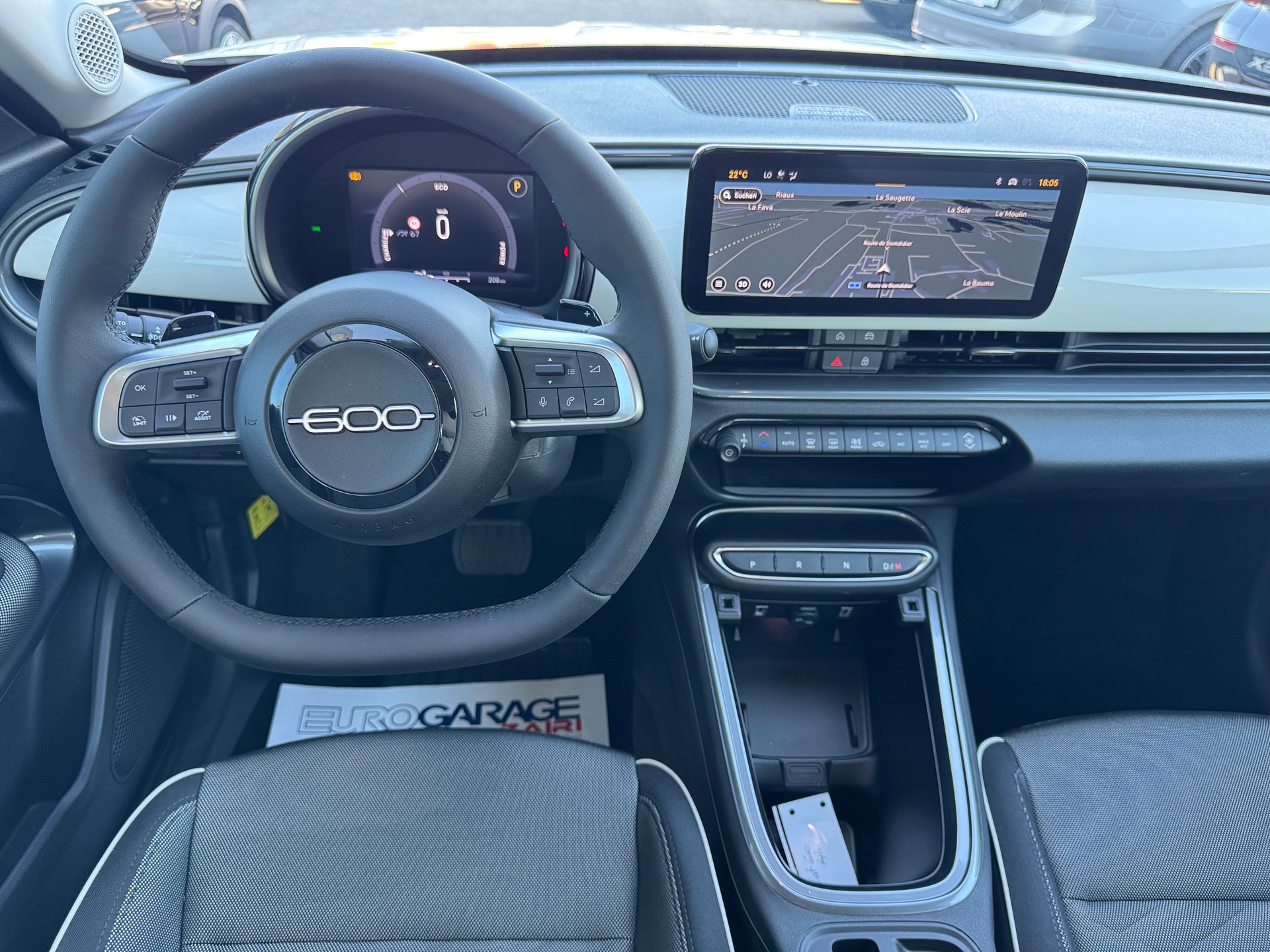 FIAT 600h MildHybrid Swiss Edition-showroom-element-2