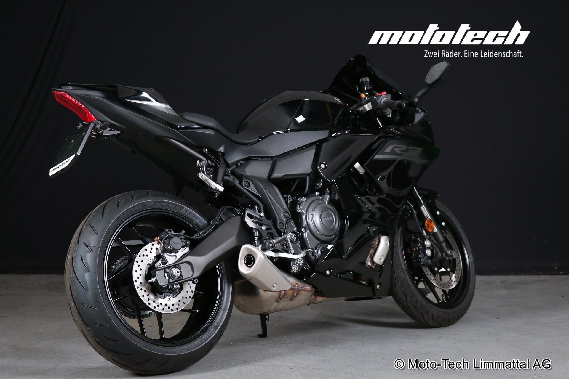 YAMAHA YZF-R7 BLACK EDITION (35kW)-image-2