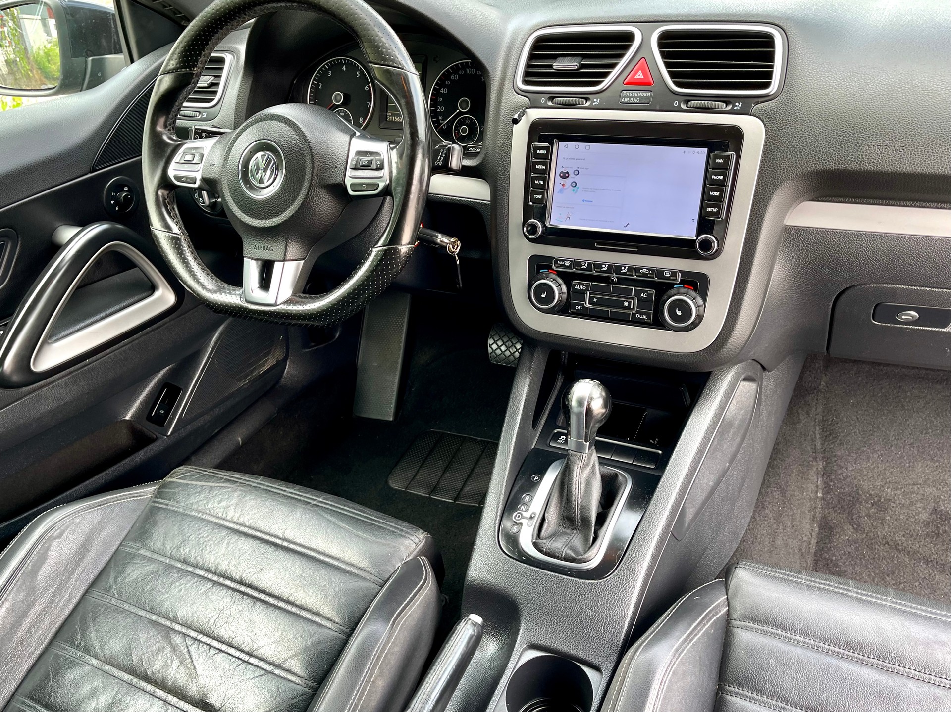 VW Scirocco 2.0 TSI Team DSG-showroom-element-2
