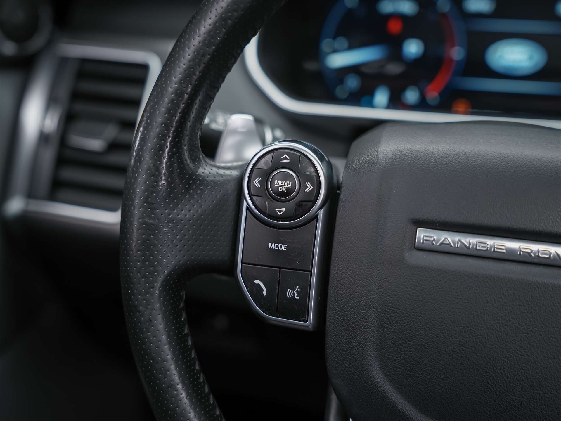 LAND ROVER Range Rover Sport 4.4 SDV8 HSE *Panorama*Merdian Soundsystem*Softclose*-image-30
