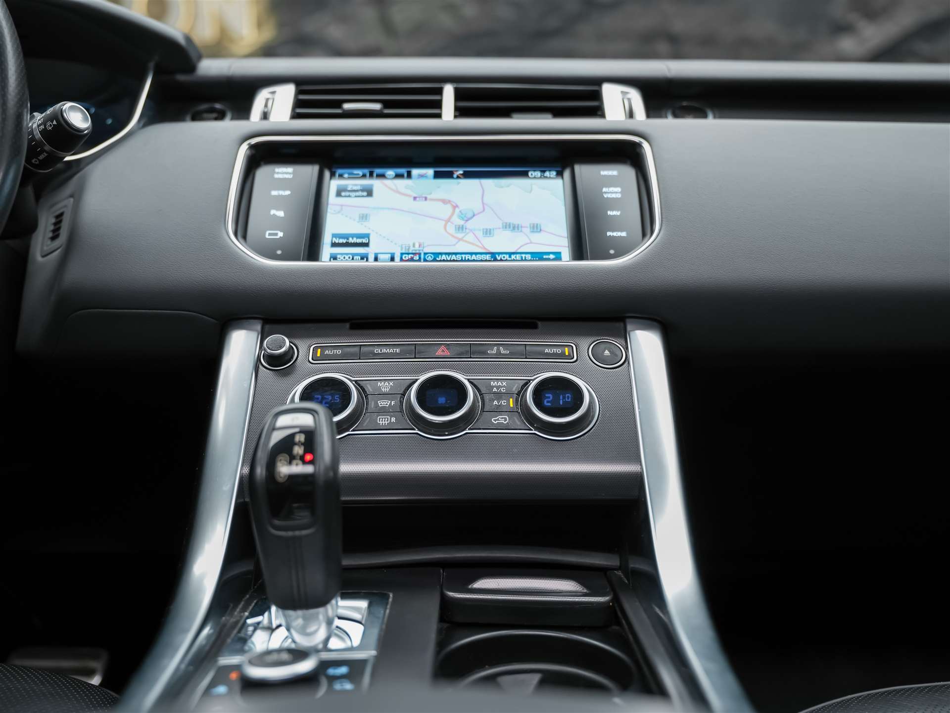 LAND ROVER Range Rover Sport 4.4 SDV8 HSE *Panorama*Merdian Soundsystem*Softclose*-image-21