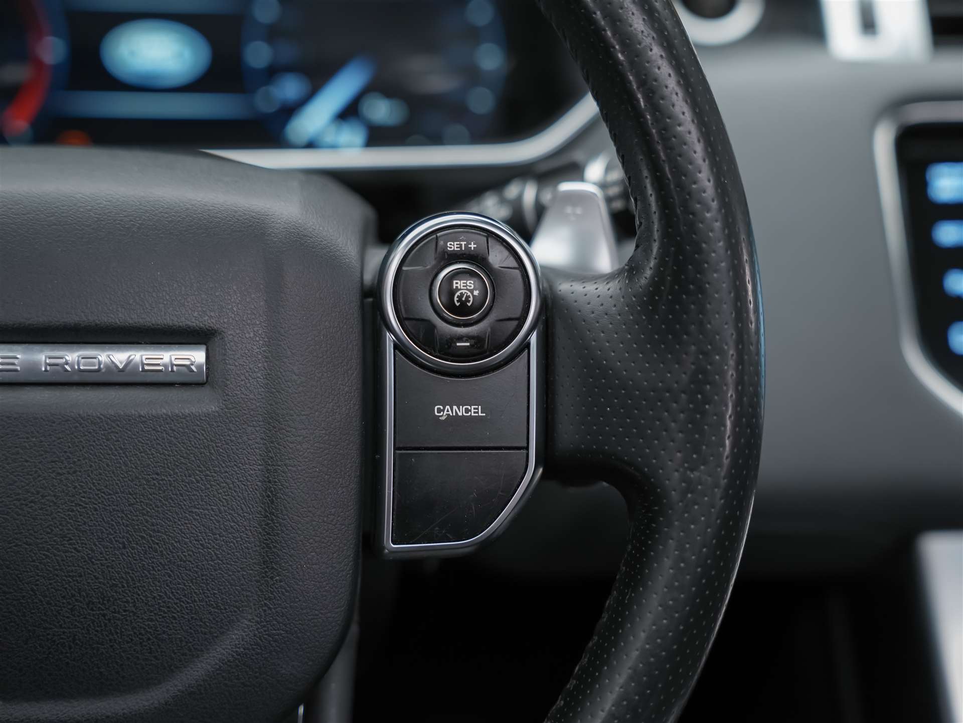 LAND ROVER Range Rover Sport 4.4 SDV8 HSE *Panorama*Merdian Soundsystem*Softclose*-image-31