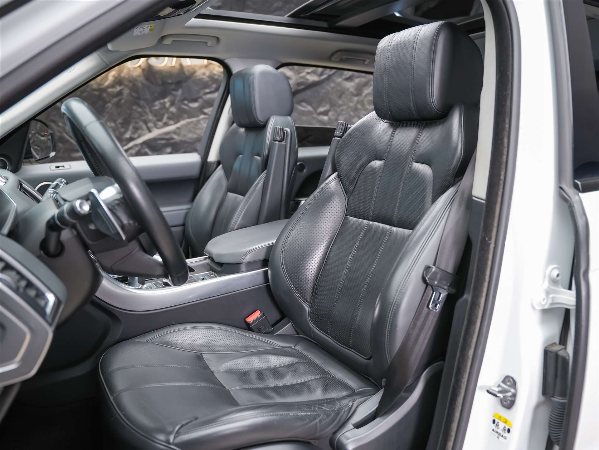 LAND ROVER Range Rover Sport 4.4 SDV8 HSE *Panorama*Merdian Soundsystem*Softclose*-image-8