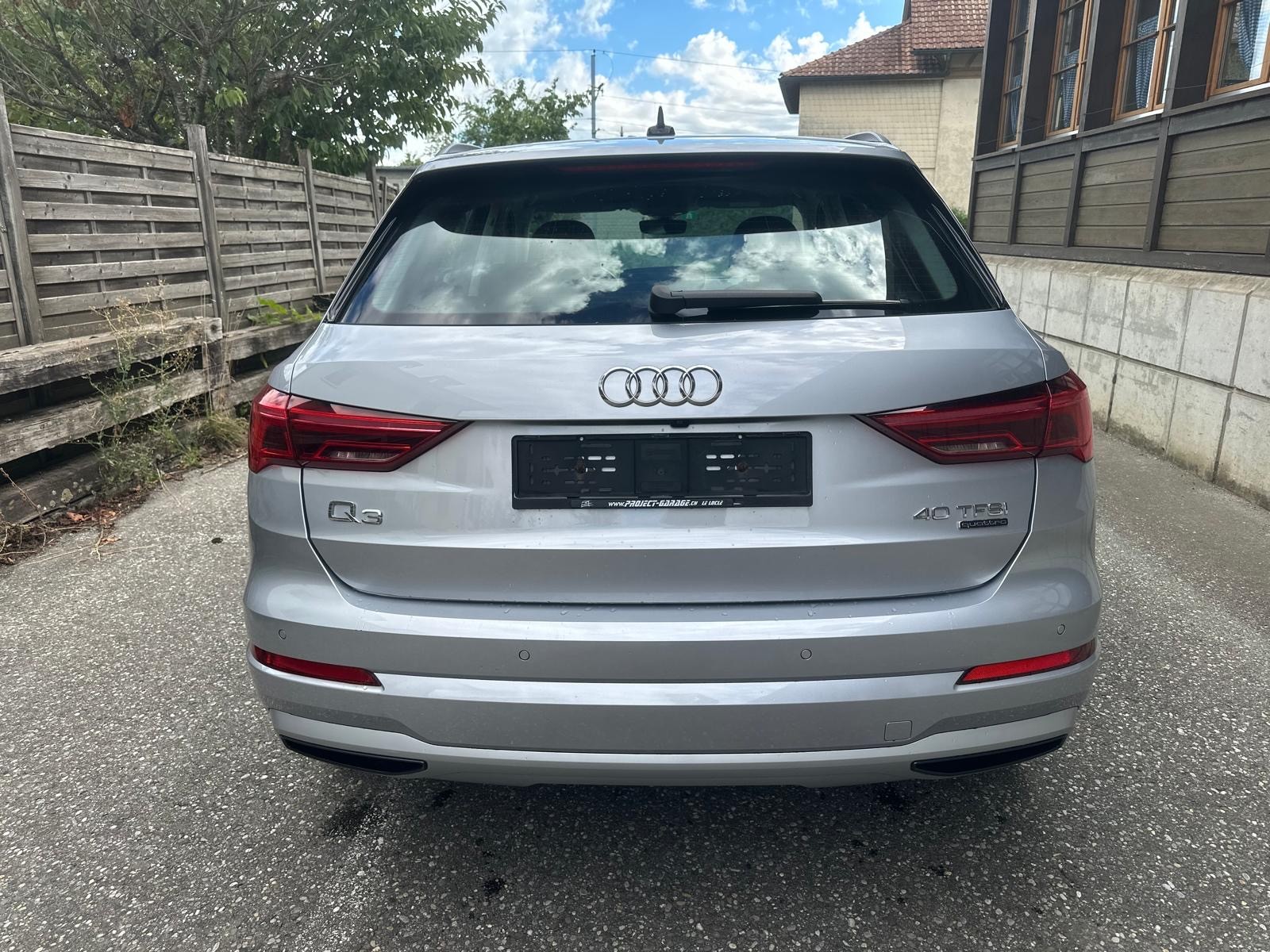 AUDI Q3 40 TFSI advanced quattro S-tronic-image-4