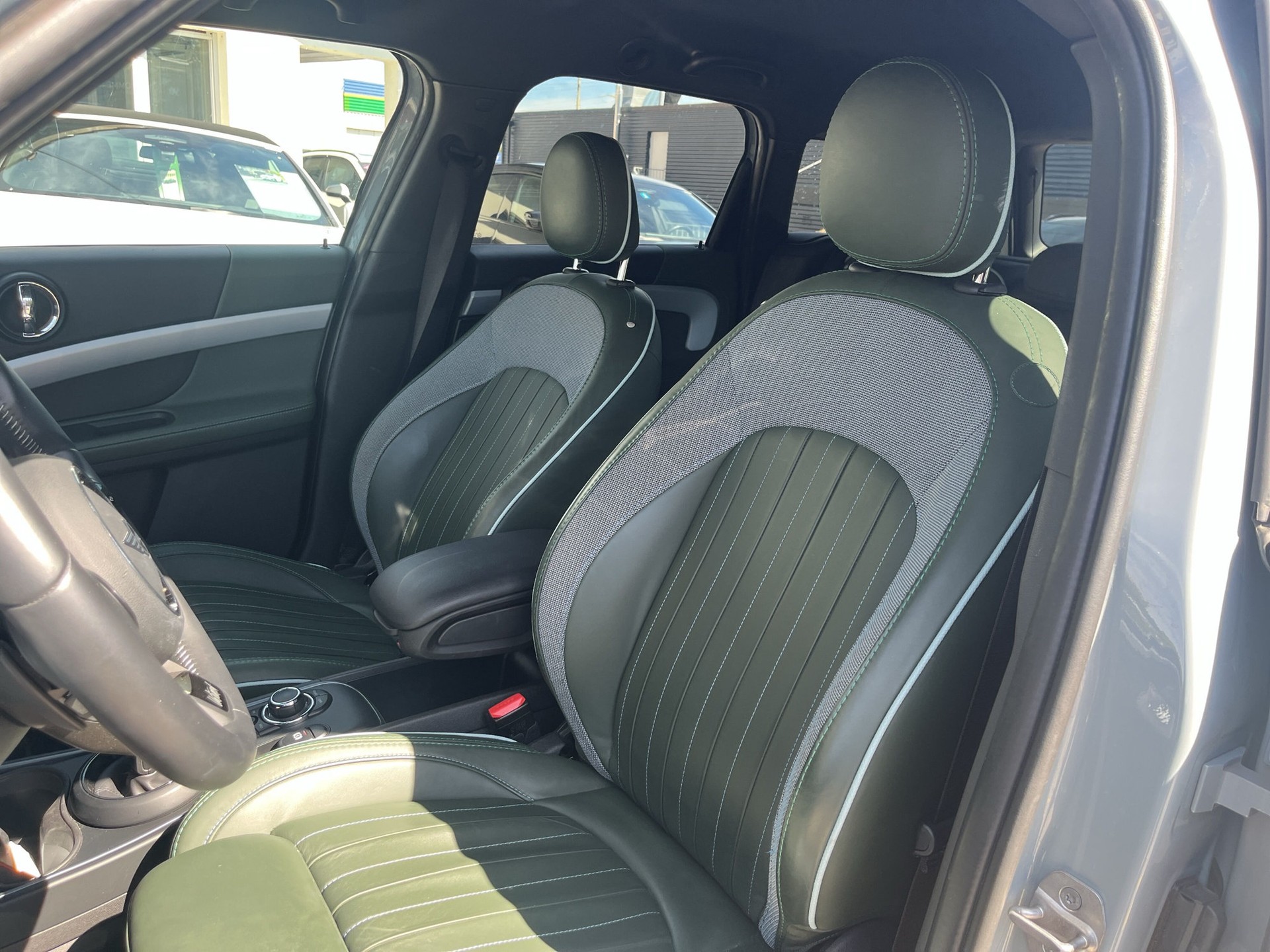 MINI Countryman Cooper S Highland Edition ALL4 Steptronic-image-9