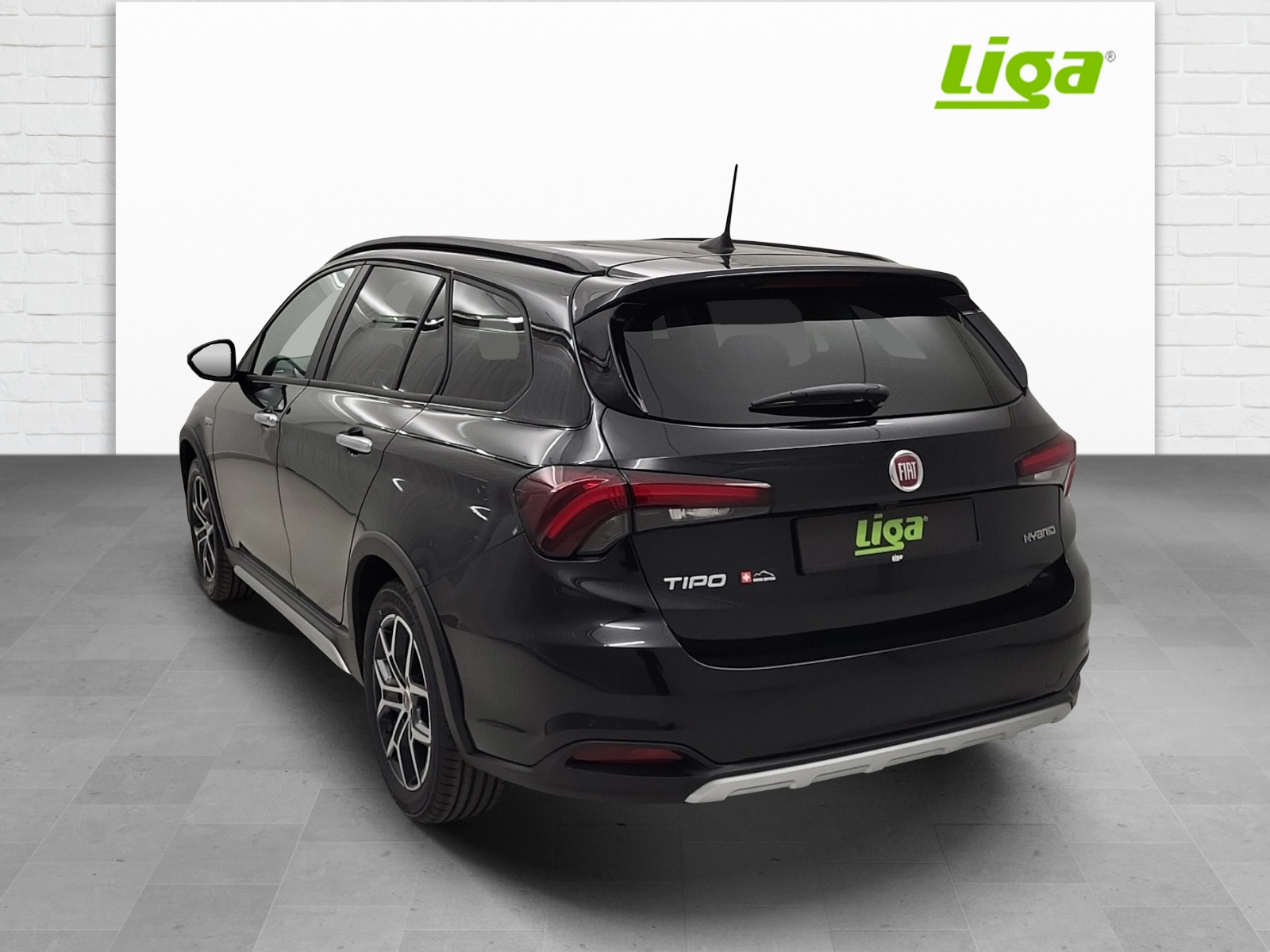 FIAT Tipo SW 1.5 Hybrid Swiss Cross-showroom-element-3